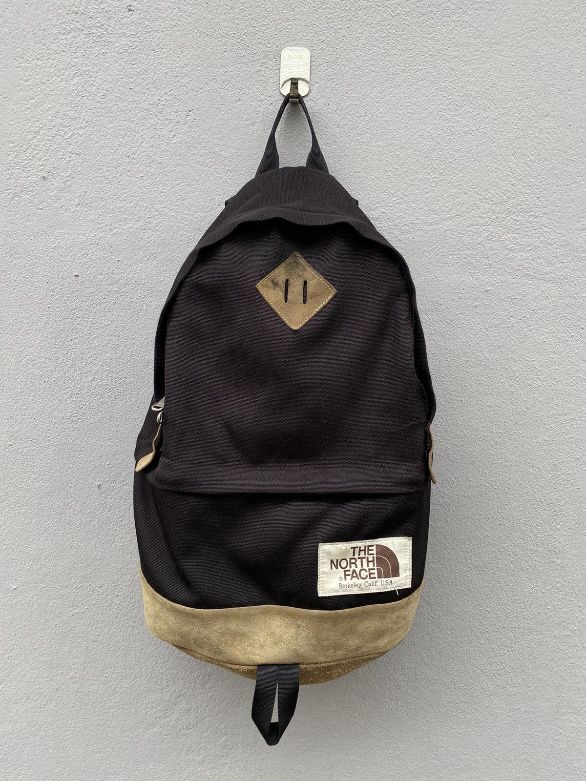 The North Face × Vintage 💥RARE💥Vintage THE NORTH FACE “White Label” Daypack Leather Size ONE SIZE - 1 Thumbnail