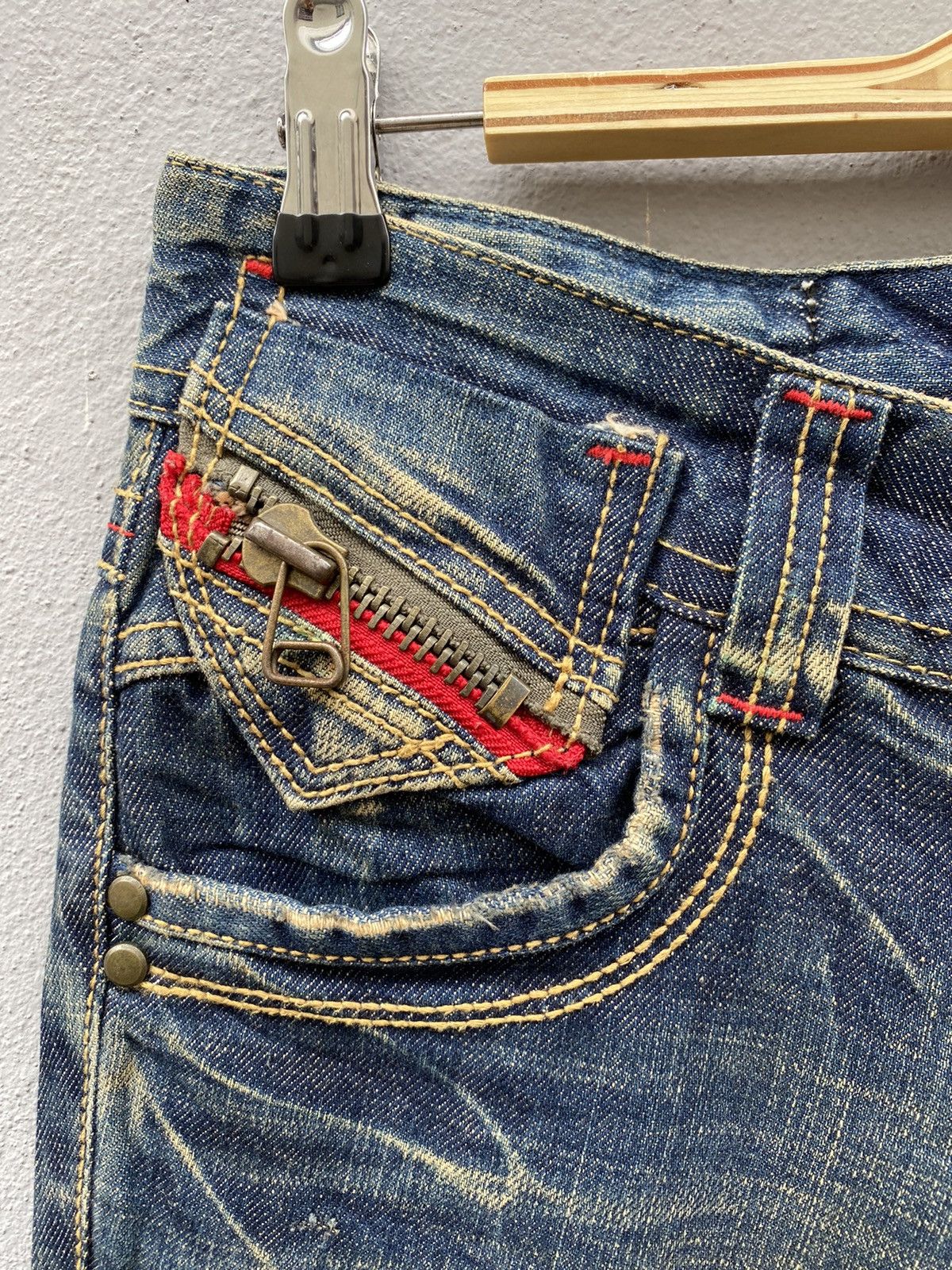 Beauty Beast 💥RARE💥LOLITA Jeans Exotic Garment Mudwash Flare Denim Size US 28 / EU 44 - 5 Thumbnail