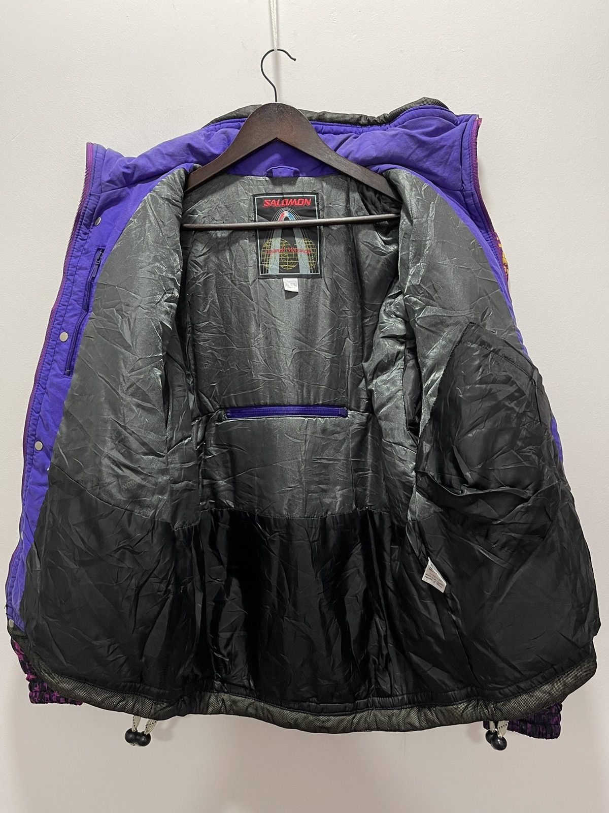 Salomon VINTAGE SALOMON MULTICOLOUR UNISEX SKI JACKET Size US L / EU 52-54 / 3 - 13 Thumbnail
