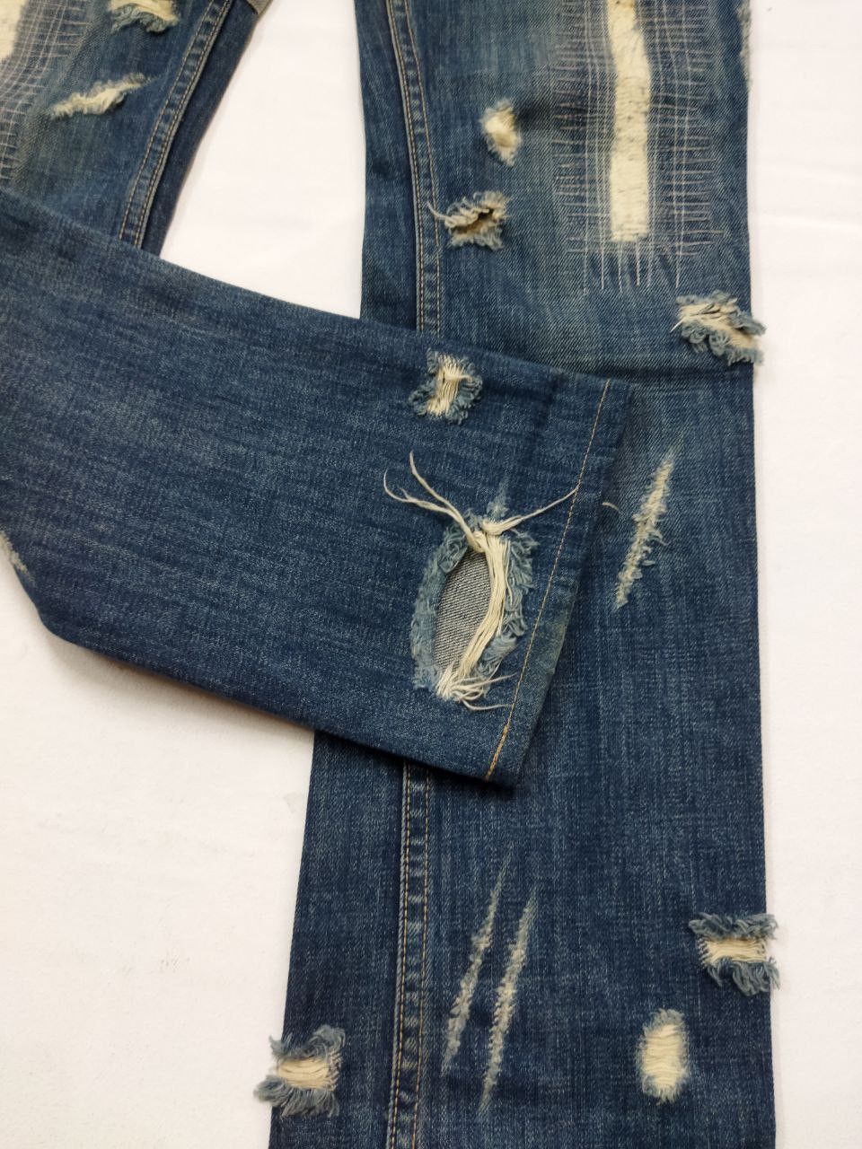 Earl Jeans Earl Jean Original Low Rise Distressed Jeans Size US 30 / EU 46 - 10 Thumbnail