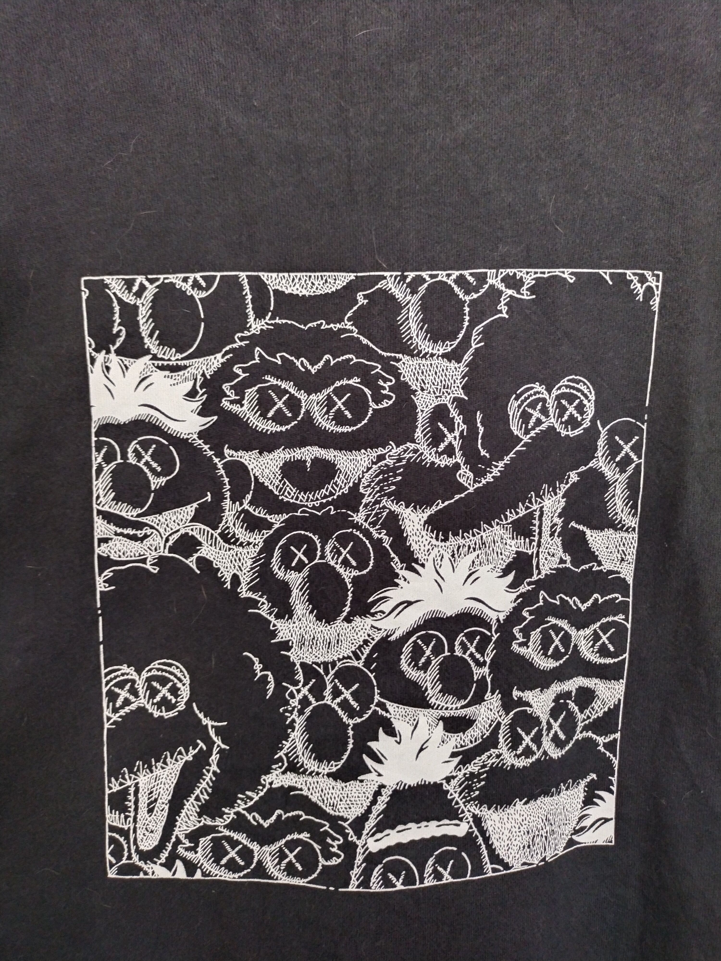 Cartoon Network × Kaws × Uniqlo VTG Kaws X Sesame Street Sweatshirt Size US L / EU 52-54 / 3 - 11 Thumbnail