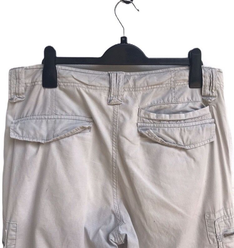 Japanese Brand × Uniqlo × Vintage 🔥Uniqlo Cargo Cropped Pants Size US 34 / EU 50 - 5 Thumbnail