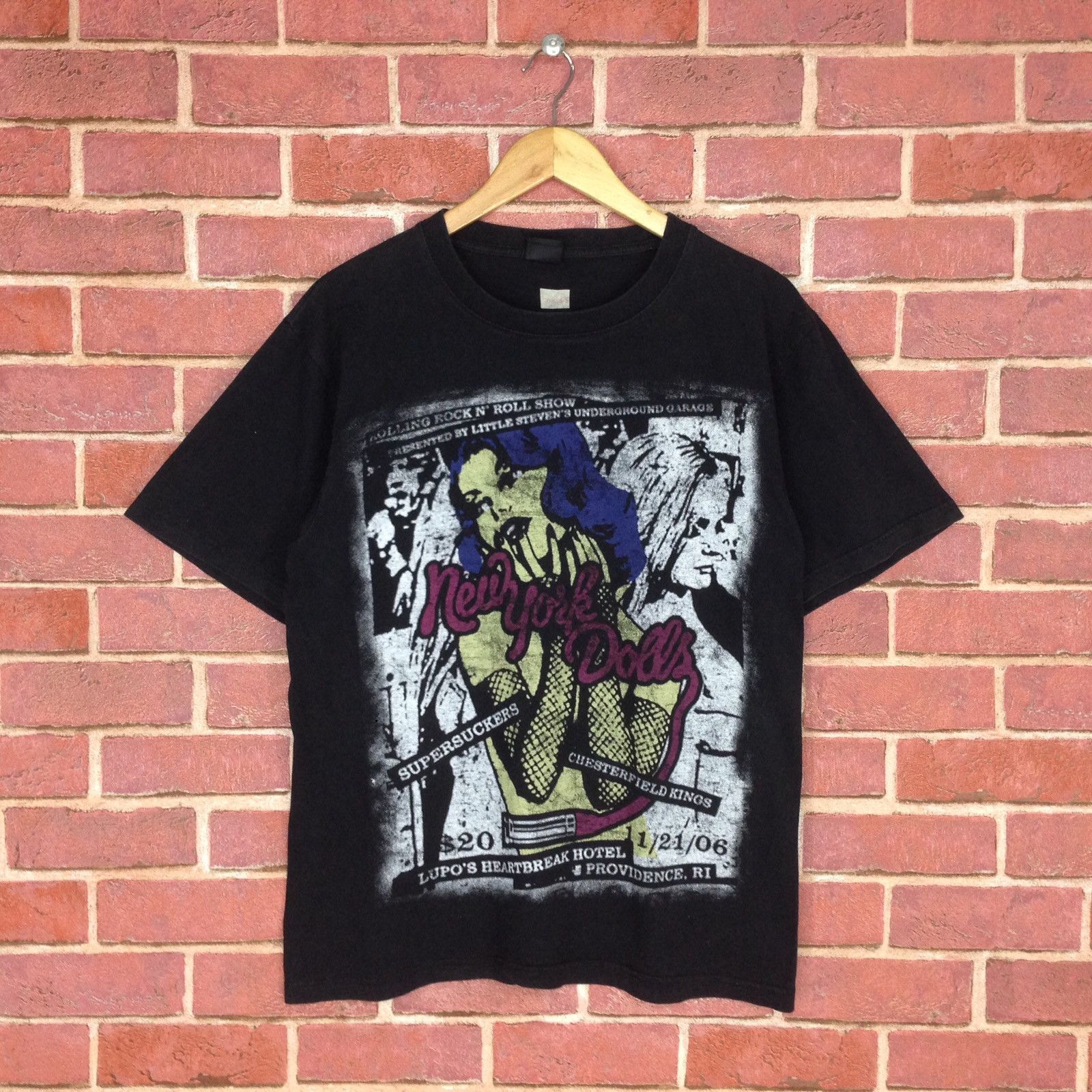 Band Tees Vintage New York Dolls Band Promo Music Tour T-shirt Size US L / EU 52-54 / 3 - 1 Thumbnail