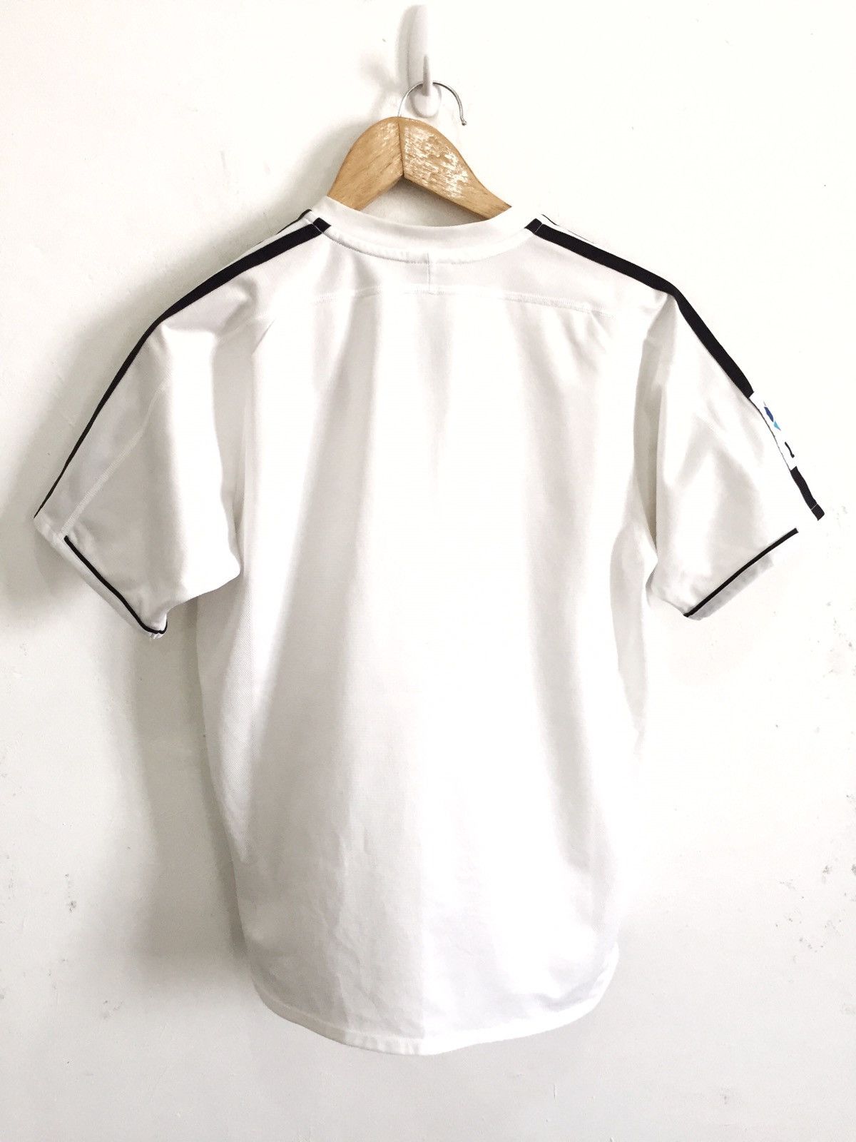 Adidas Iconic Real Madrid Home Kit Jersey Size US S / EU 44-46 / 1 - 3 Thumbnail