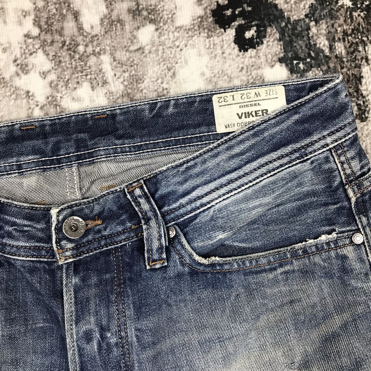 Diesel Vintage Diesel Viker Distressed Light Wash Denim Jeans Size US 34 / EU 50 - 5 Thumbnail