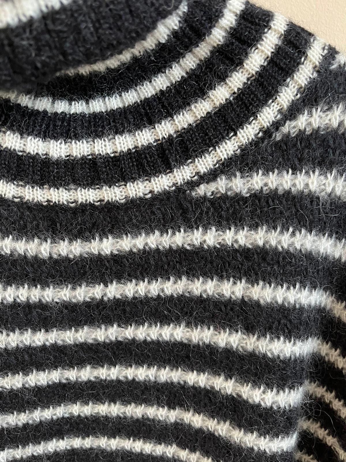 Saint Laurent Paris Small Fit Cashmere Stripe Turtleneck Sweater Black & White Size US XL / EU 56 / 4 - 12 Thumbnail