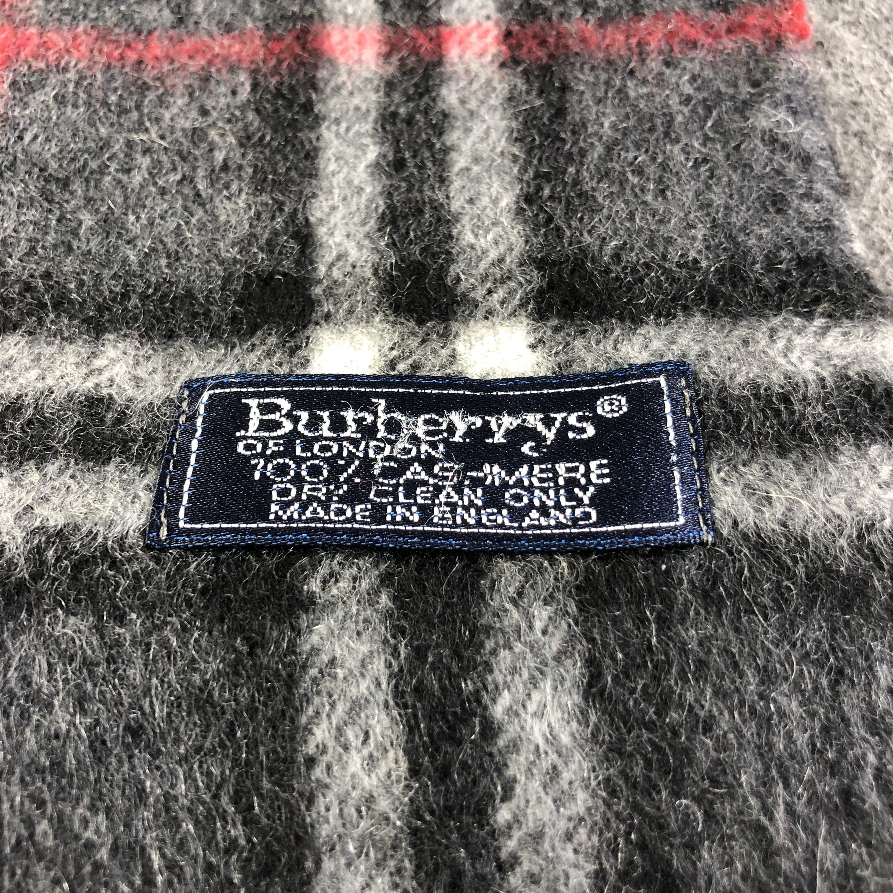 Burberry Burberrys Nova Check Cashmere Scarf Muffler V1633 Size ONE SIZE - 4 Thumbnail