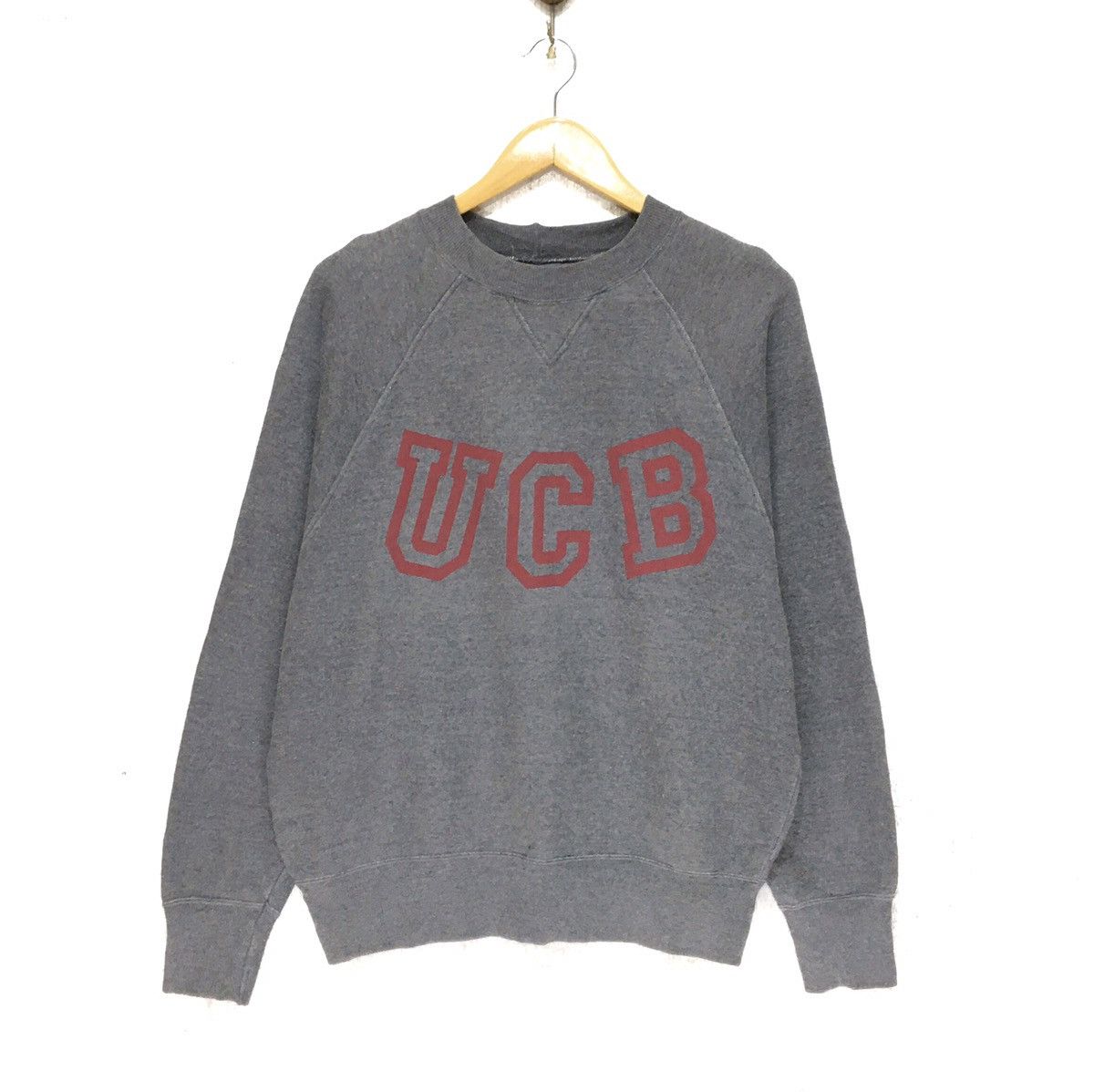 Benetton Benetton Crewneck Long Sleeve Sweatshirt Big Logo Size US S / EU 44-46 / 1 - 1 Thumbnail