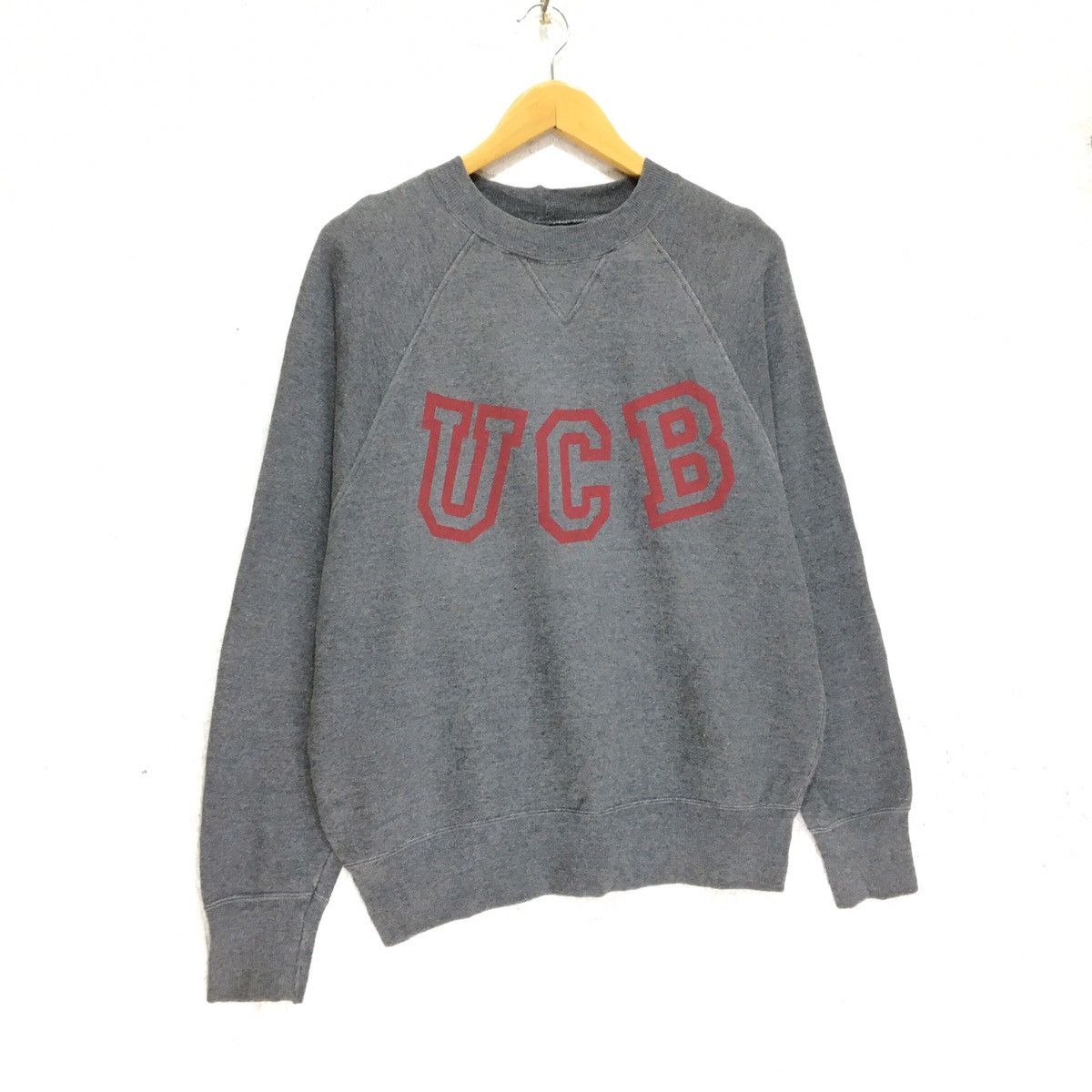 Benetton Benetton Crewneck Long Sleeve Sweatshirt Big Logo Size US S / EU 44-46 / 1 - 3 Thumbnail