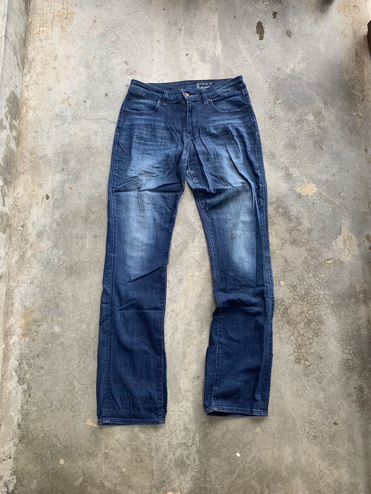 Uniqlo Uniqlo Slim Fit Jeans Denim pant Size US 30 / EU 46 - 1 Thumbnail