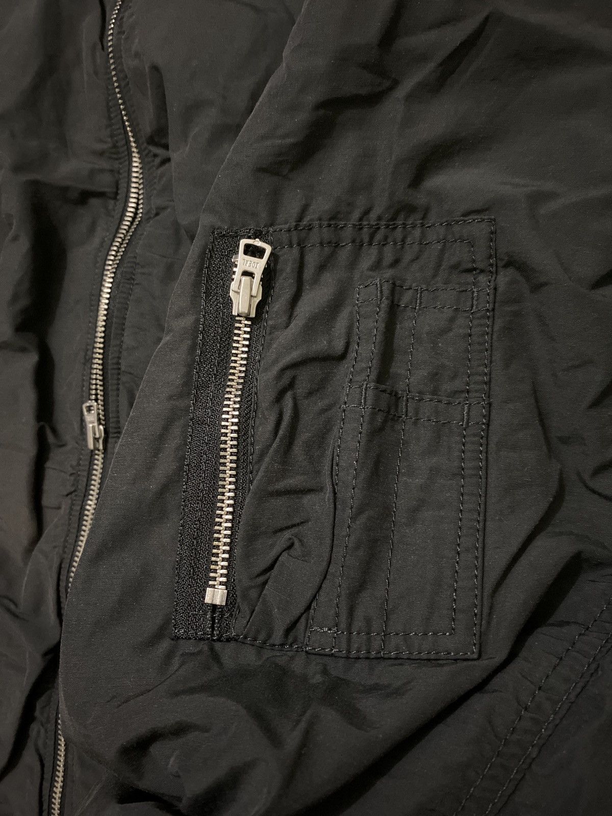 Japanese Brand Vintage Distressed Sun Faded GAP Bomber Jacket Size US L / EU 52-54 / 3 - 6 Thumbnail