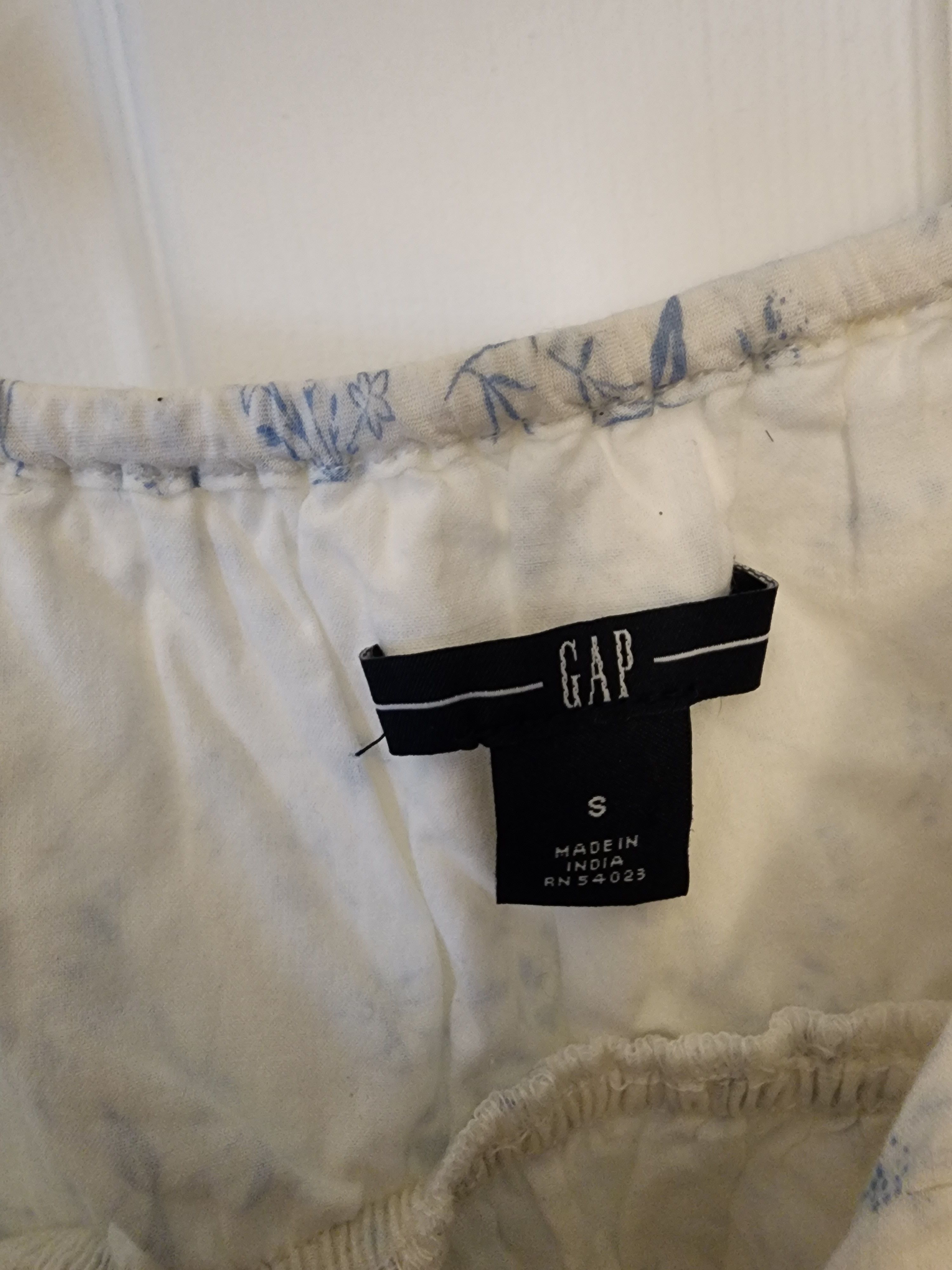 Gap GAP White Blue Floral Ruffle Bottom Cami Size S Size S / US 4 / IT 40 - 3 Thumbnail