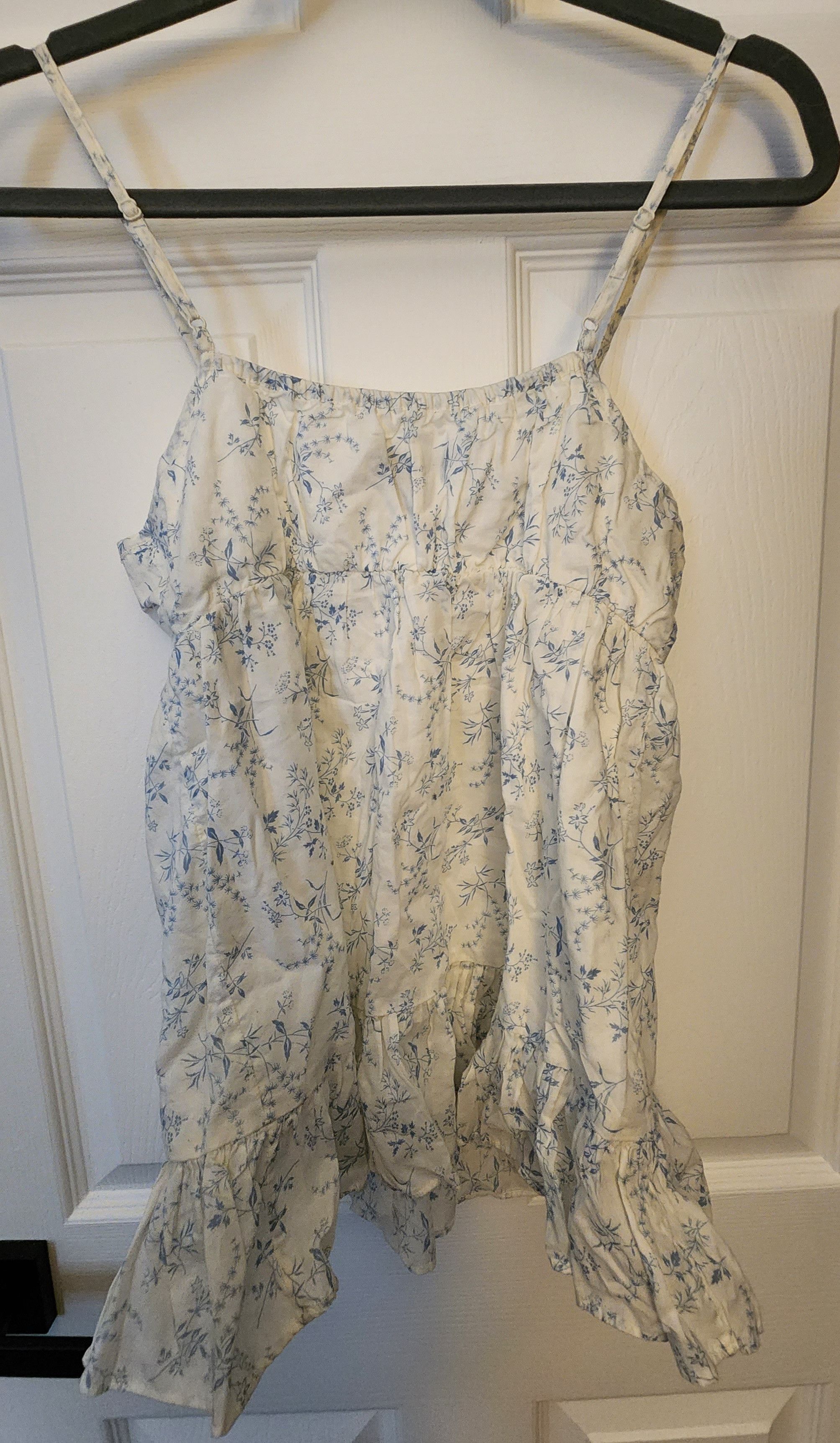 Gap GAP White Blue Floral Ruffle Bottom Cami Size S Size S / US 4 / IT 40 - 2 Thumbnail