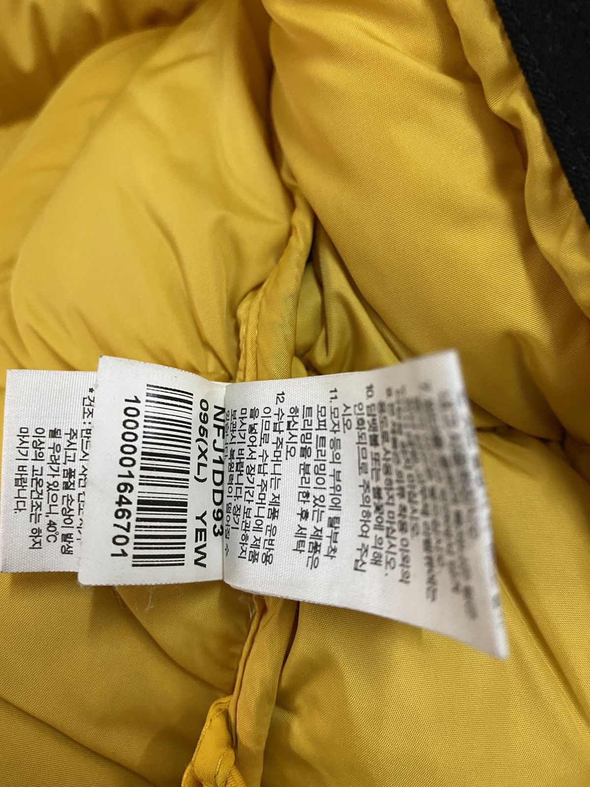 The North Face The North Face Nuptse 700 puffer Jacket Size US XL / EU 56 / 4 - 12 Thumbnail