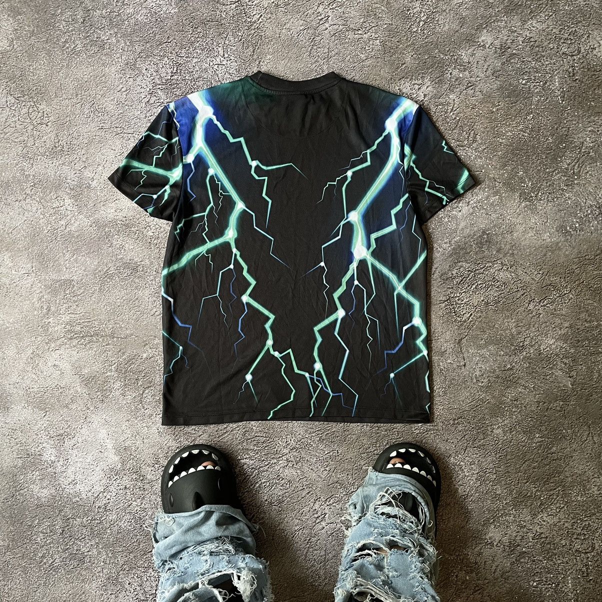Vintage Y2K Anime Graphic Tee Sun Faded Streetwear Horror Skate L Size US L / EU 52-54 / 3 - 7 Thumbnail