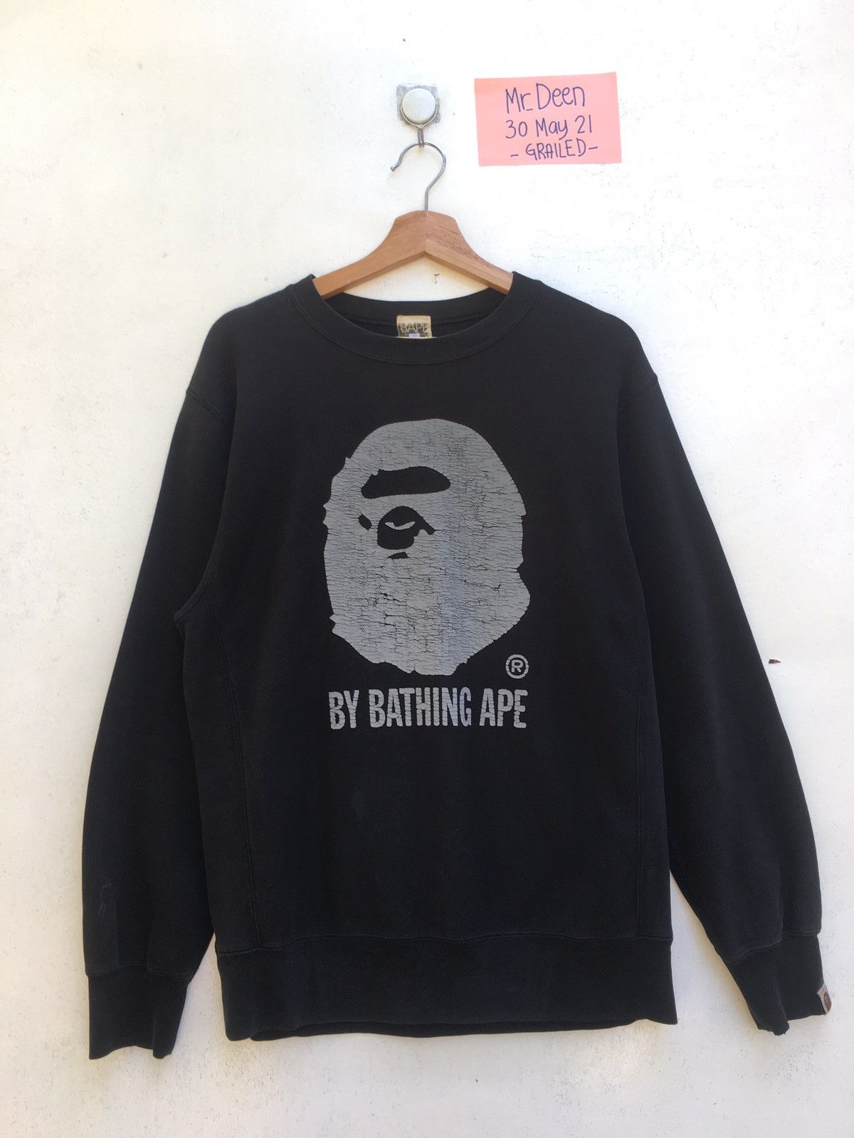 Bape Rare Vintage BAPE A Bathing Ape Big Logo Sweatshirt Size US M / EU 48-50 / 2 - 1 Thumbnail