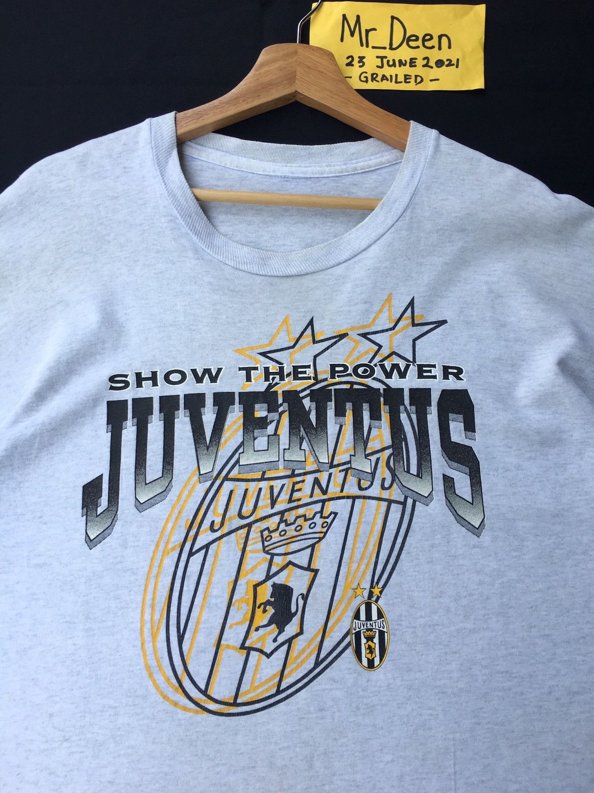 Vintage Vintage Juventus F.C Italia Football Tshirt Size US L / EU 52-54 / 3 - 1 Thumbnail