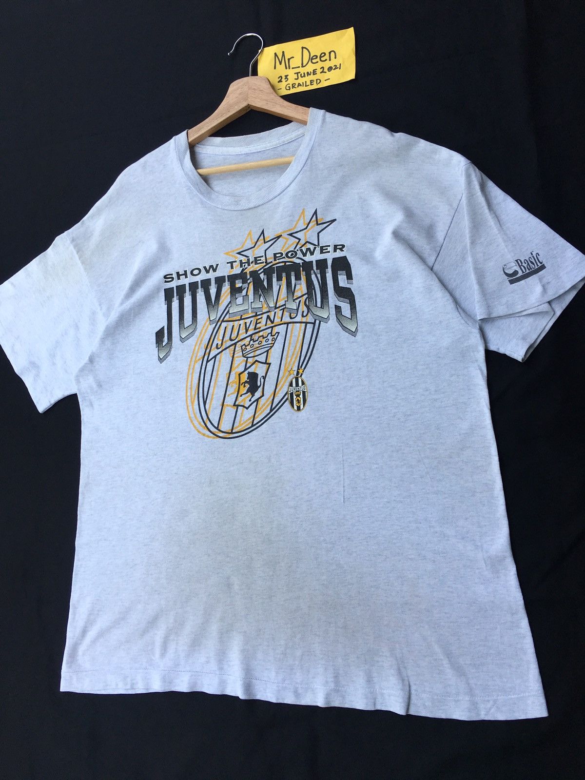 Vintage Vintage Juventus F.C Italia Football Tshirt Size US L / EU 52-54 / 3 - 4 Thumbnail