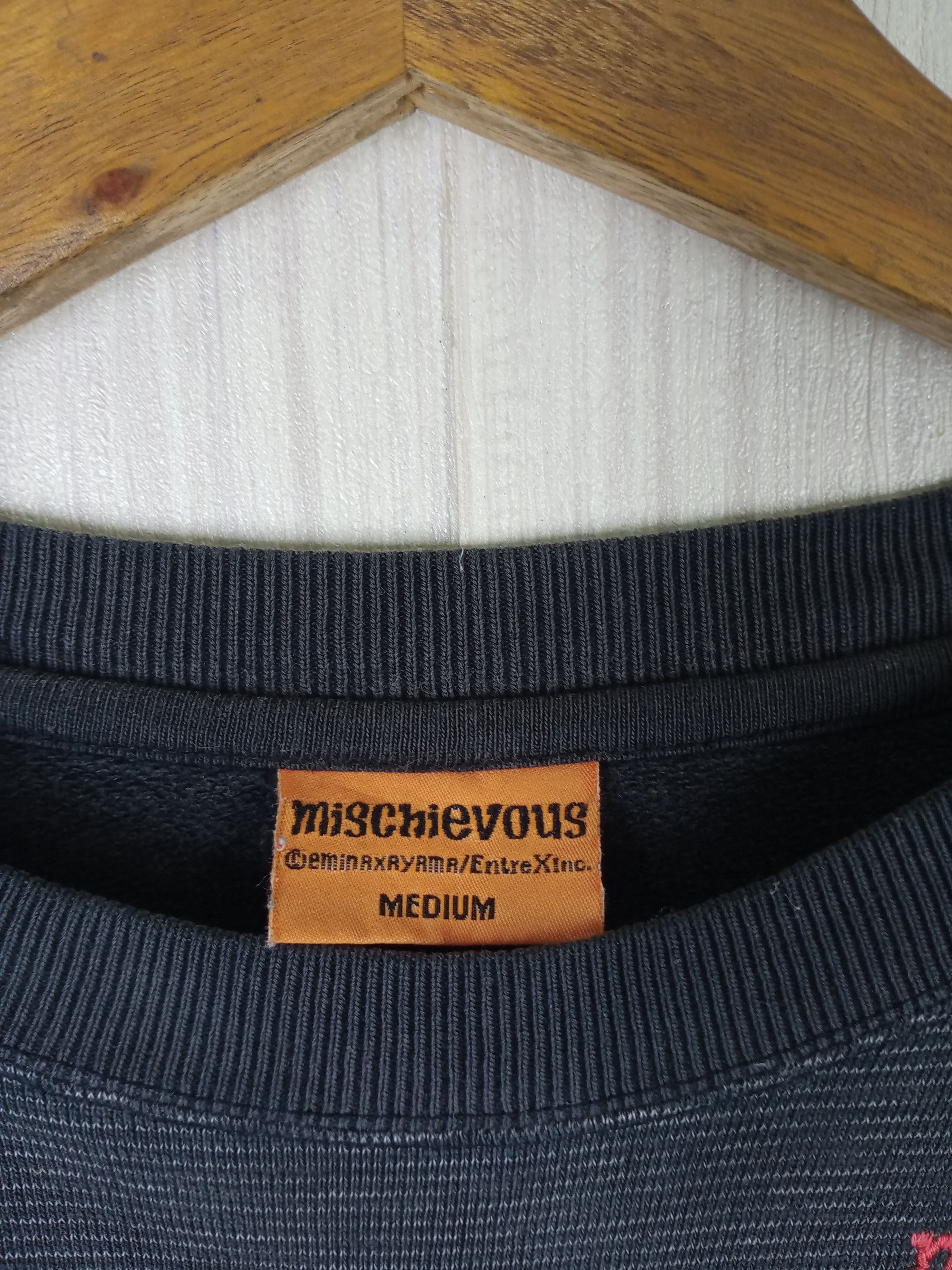Japanese Brand Rare Vintage Mischievous Skunk Sweatshirt Size US M / EU 48-50 / 2 - 4 Thumbnail