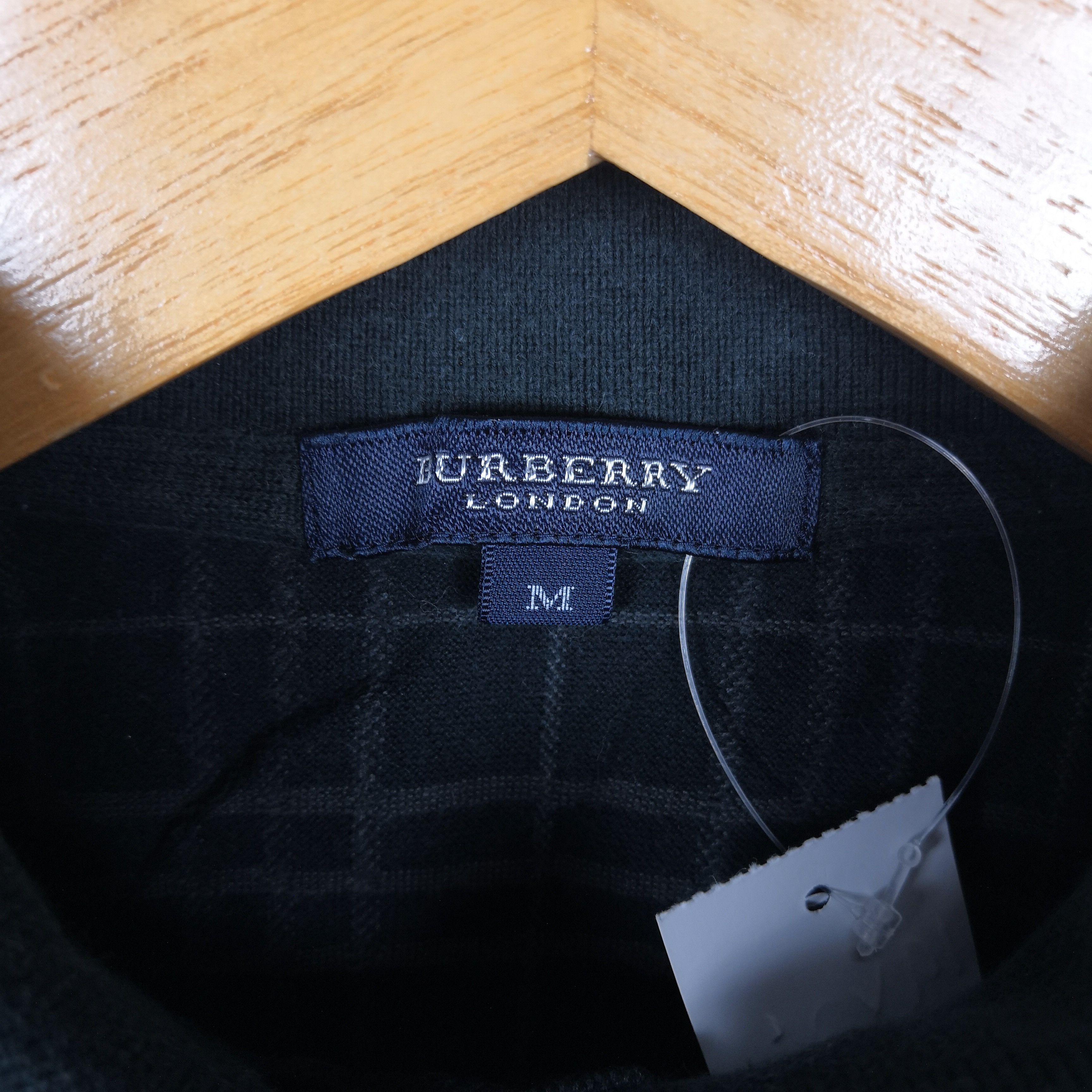 Burberry Vintage Burberry T Shirt Burberrys Tee Burberry's 56789 Size US M / EU 48-50 / 2 - 5 Thumbnail