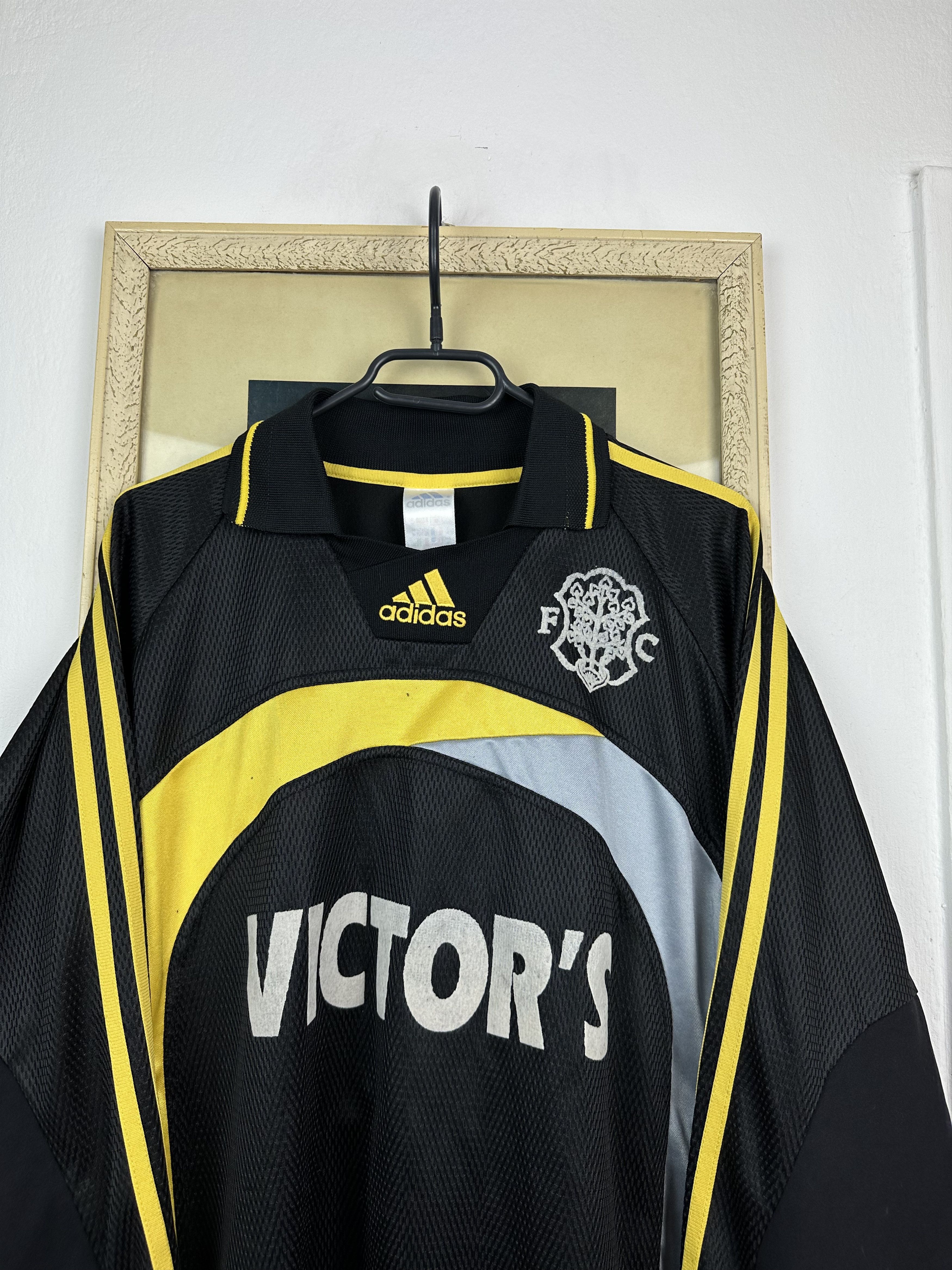 Adidas Vintage Adidas FC 08 Homburg Football Shirt Goalkeeper Y2K Size US XL / EU 56 / 4 - 2 Thumbnail