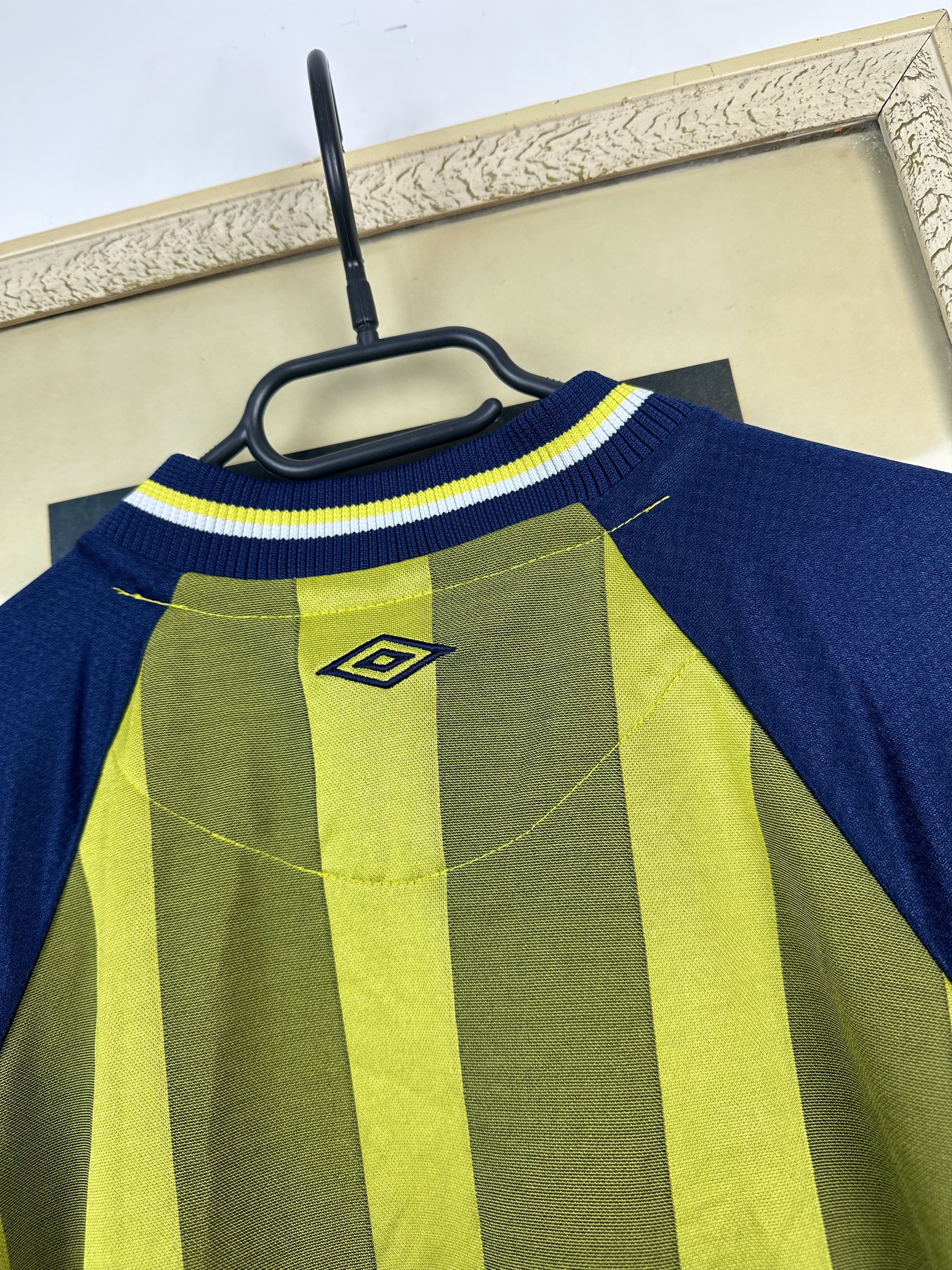 Umbro Chelsea Third football shirt 1998 Soccer Tee Rare Y2K Drill Size US M / EU 48-50 / 2 - 13 Thumbnail