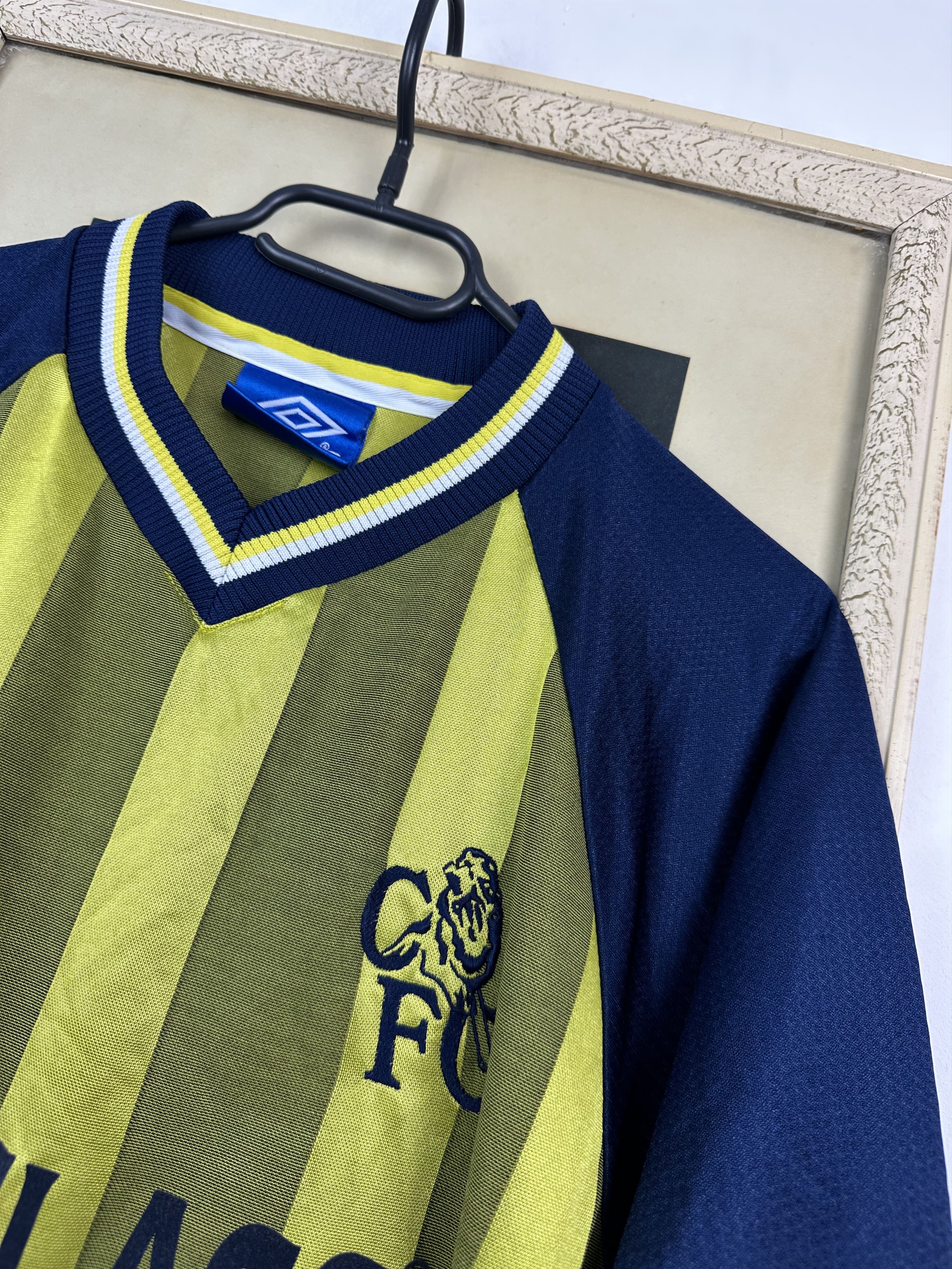 Umbro Chelsea Third football shirt 1998 Soccer Tee Rare Y2K Drill Size US M / EU 48-50 / 2 - 3 Thumbnail