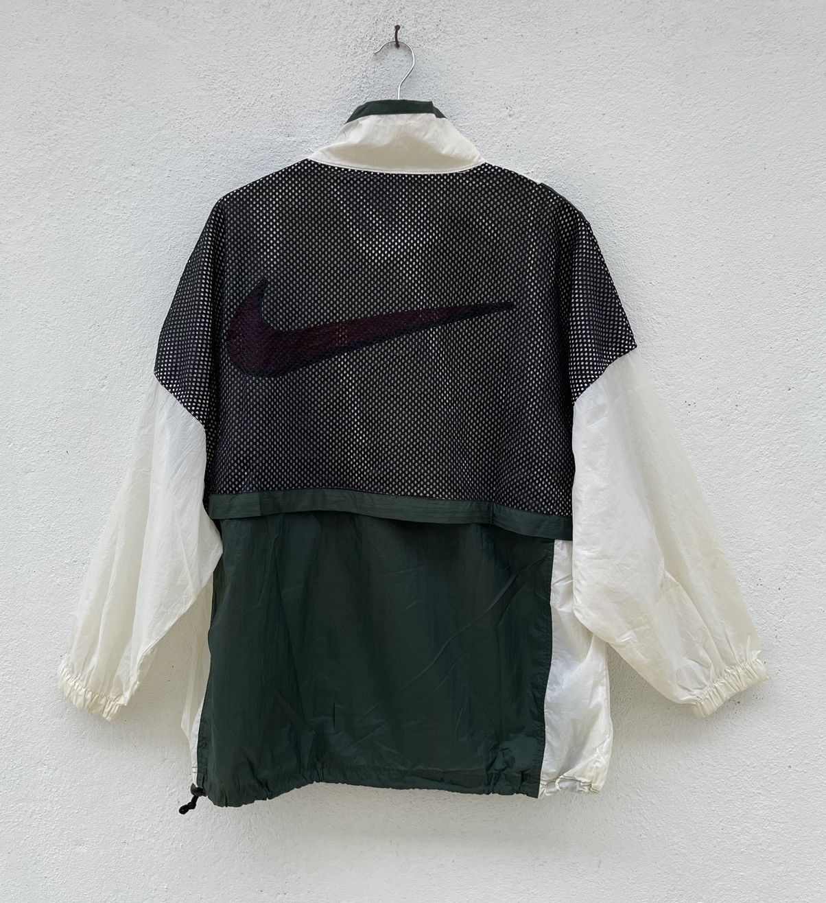 Nike Vintage 90s Nike Swoosh Big Logo Windbreaker Jacket Size US L / EU 52-54 / 3 - 1 Thumbnail