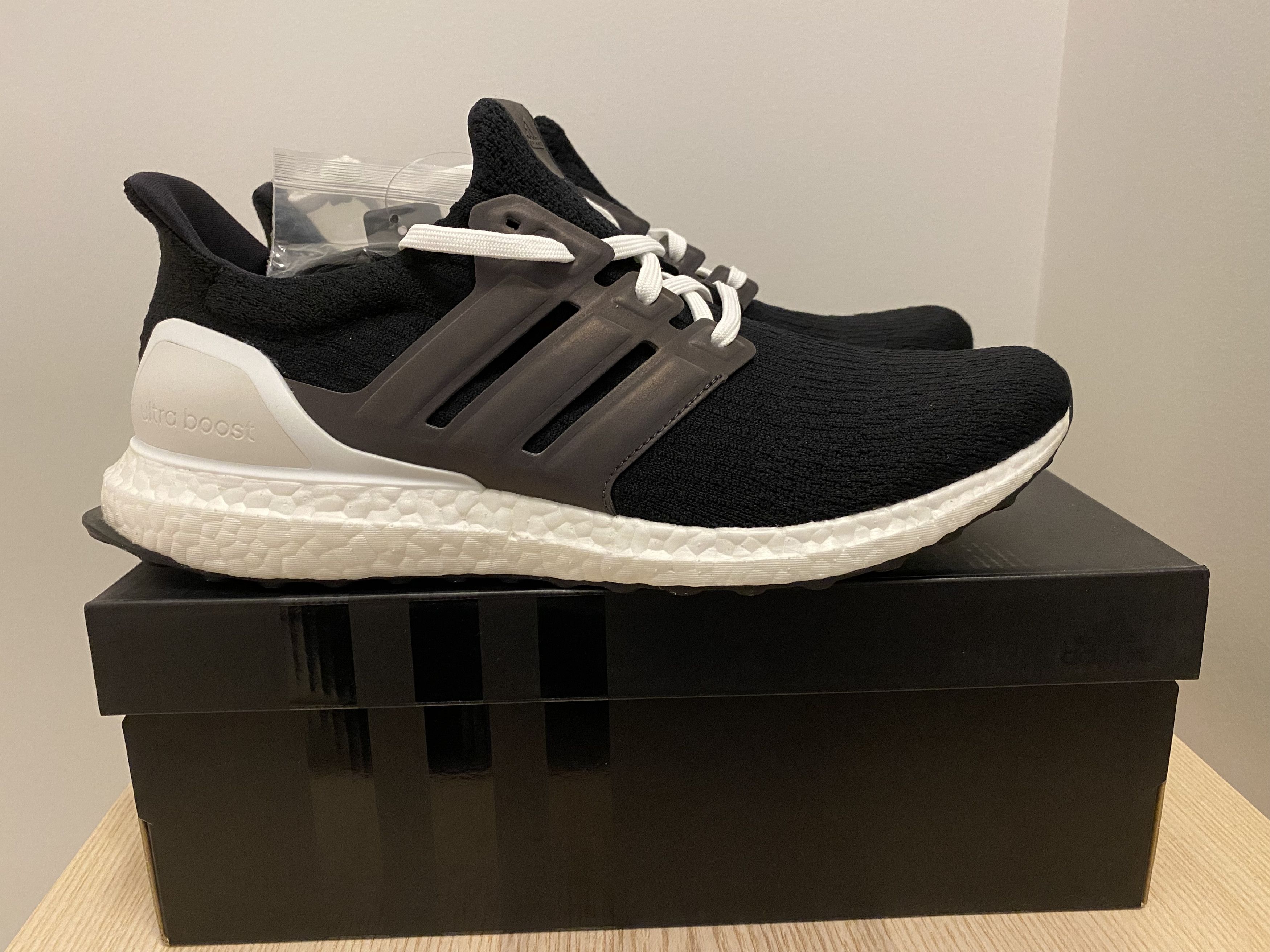 Ultra boost hotsell 3.0 xeno