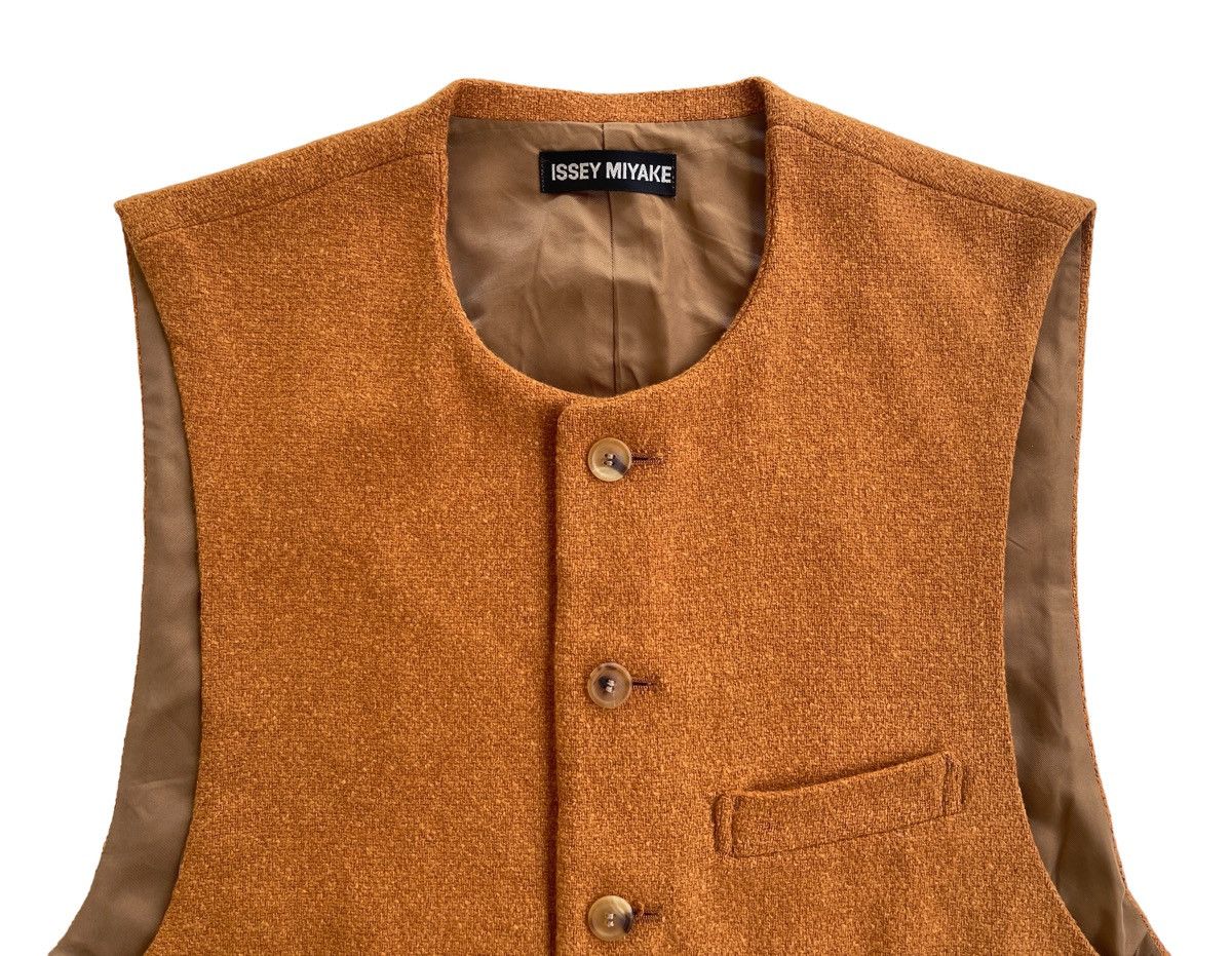 Issey Miyake 90s Issey Miyake Wool Vest Size US S / EU 44-46 / 1 - 3 Thumbnail