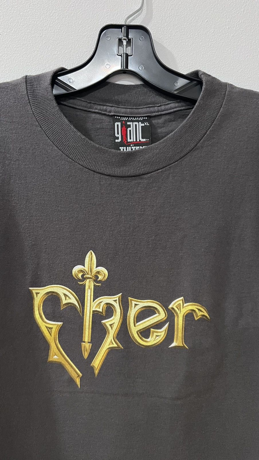 Band Tees Cher Gray Tee / Giant Tag / Size XL Size US XL / EU 56 / 4 - 2 Thumbnail