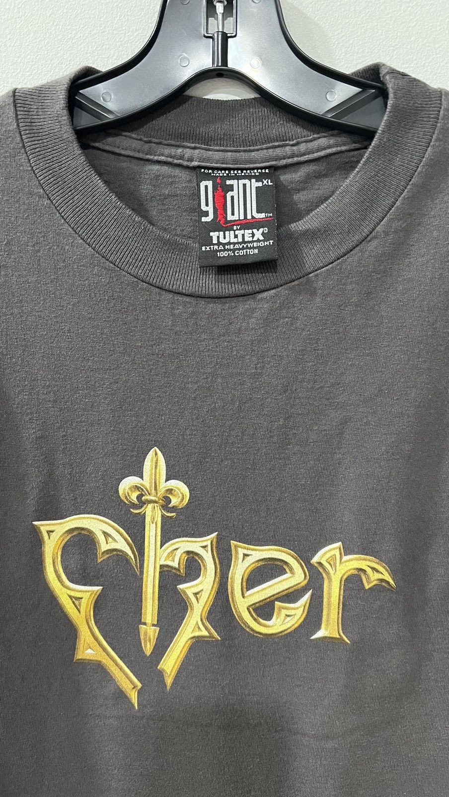 Band Tees Cher Gray Tee / Giant Tag / Size XL Size US XL / EU 56 / 4 - 3 Thumbnail