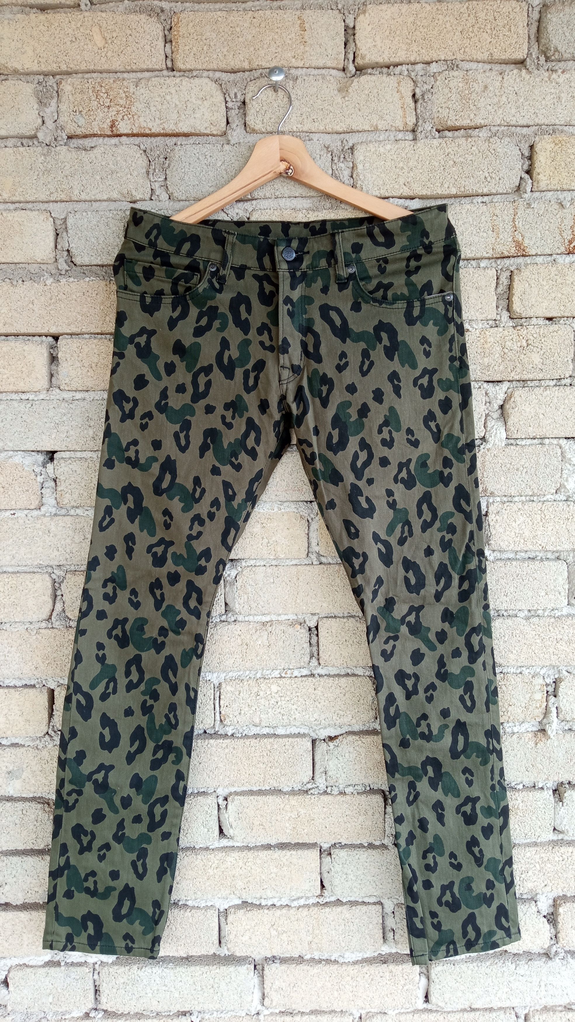 Japanese Brand × Vintage 🔥🔥Japanese Brand RNA Sweat Camouflage Jeans Pants Size US 30 / EU 46 - 1 Thumbnail