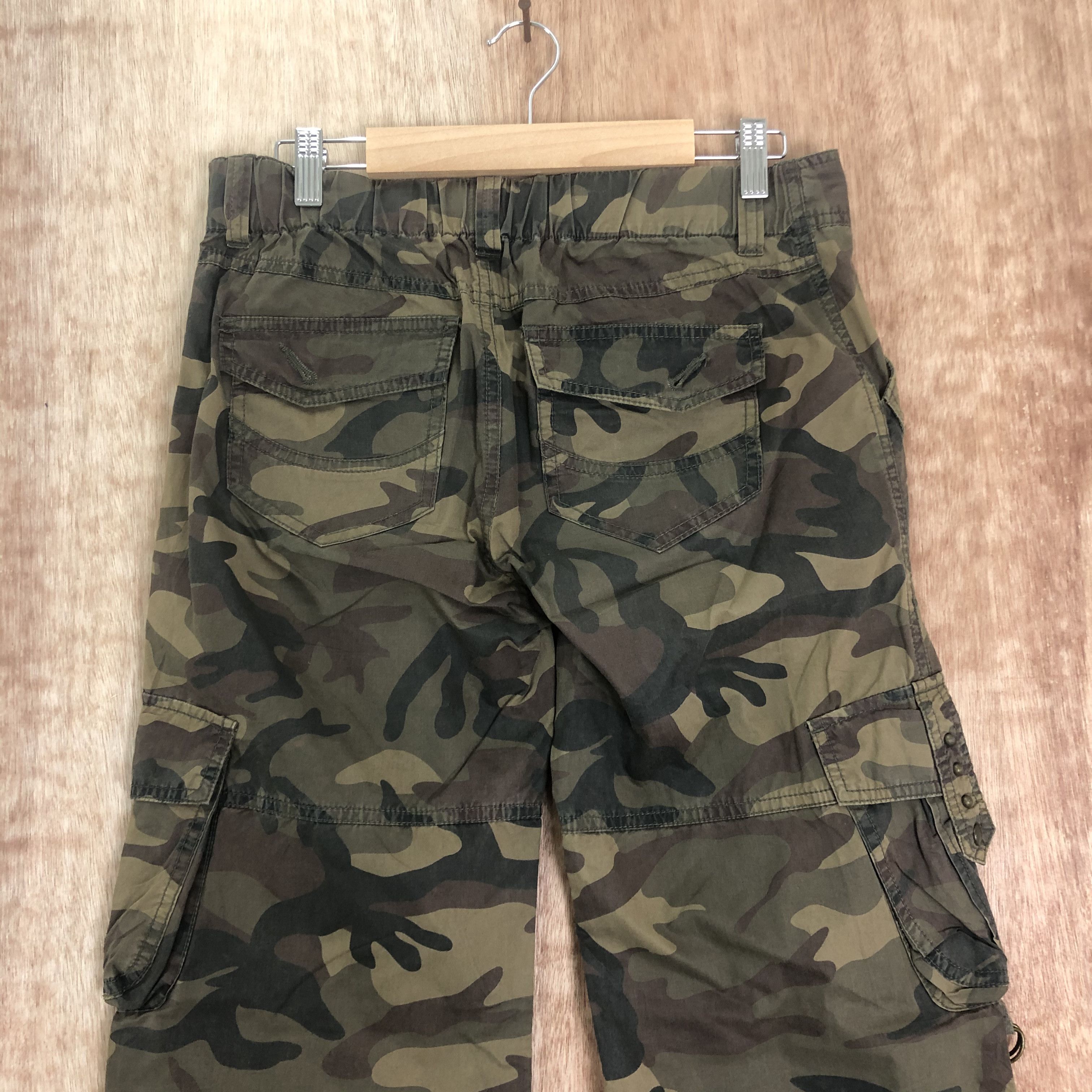 Japanese Brand DL *Sohy Gal Camo Multipocket Tactical Cargo Pants #W247 Size US 27 - 8 Thumbnail