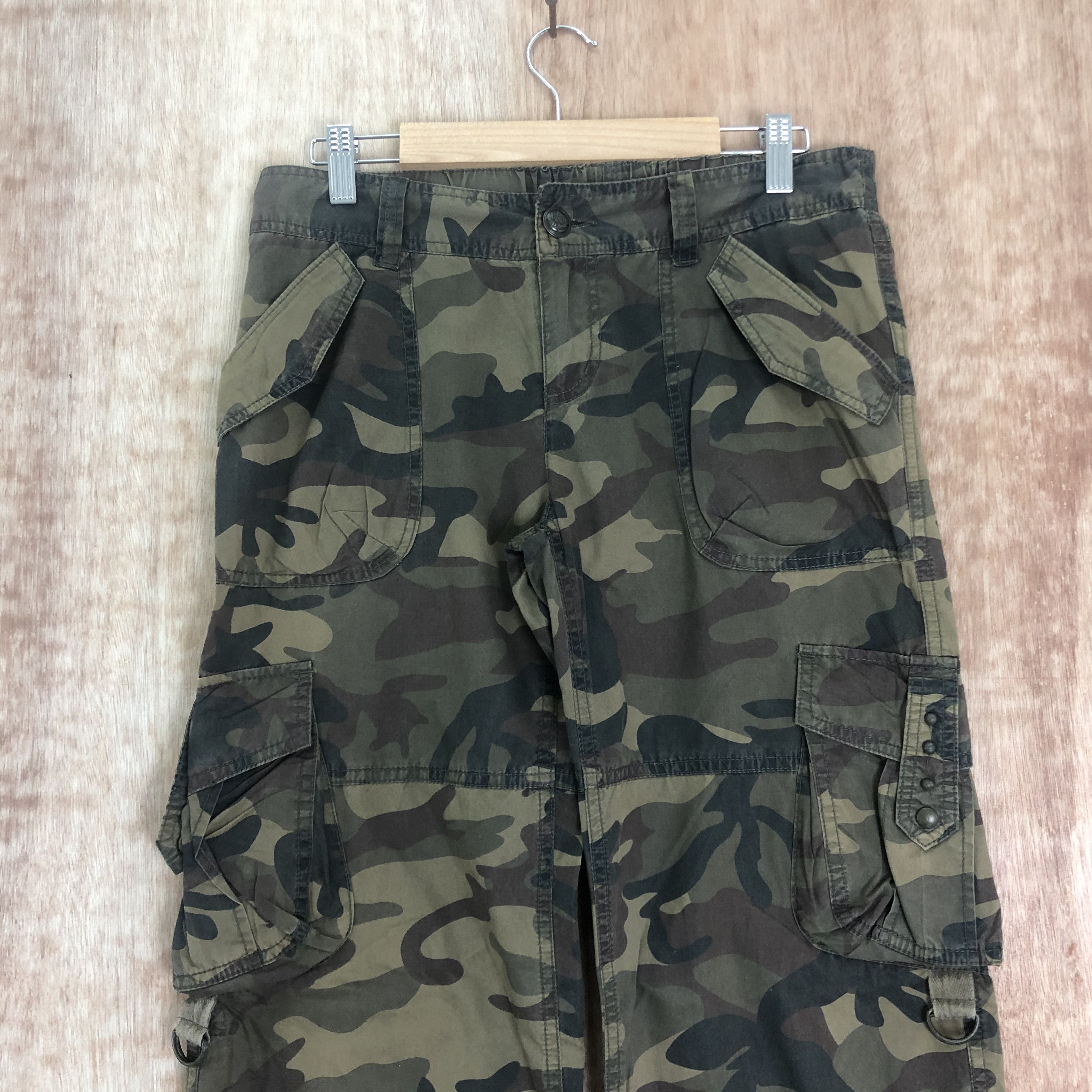Japanese Brand DL *Sohy Gal Camo Multipocket Tactical Cargo Pants #W247 Size US 27 - 4 Thumbnail