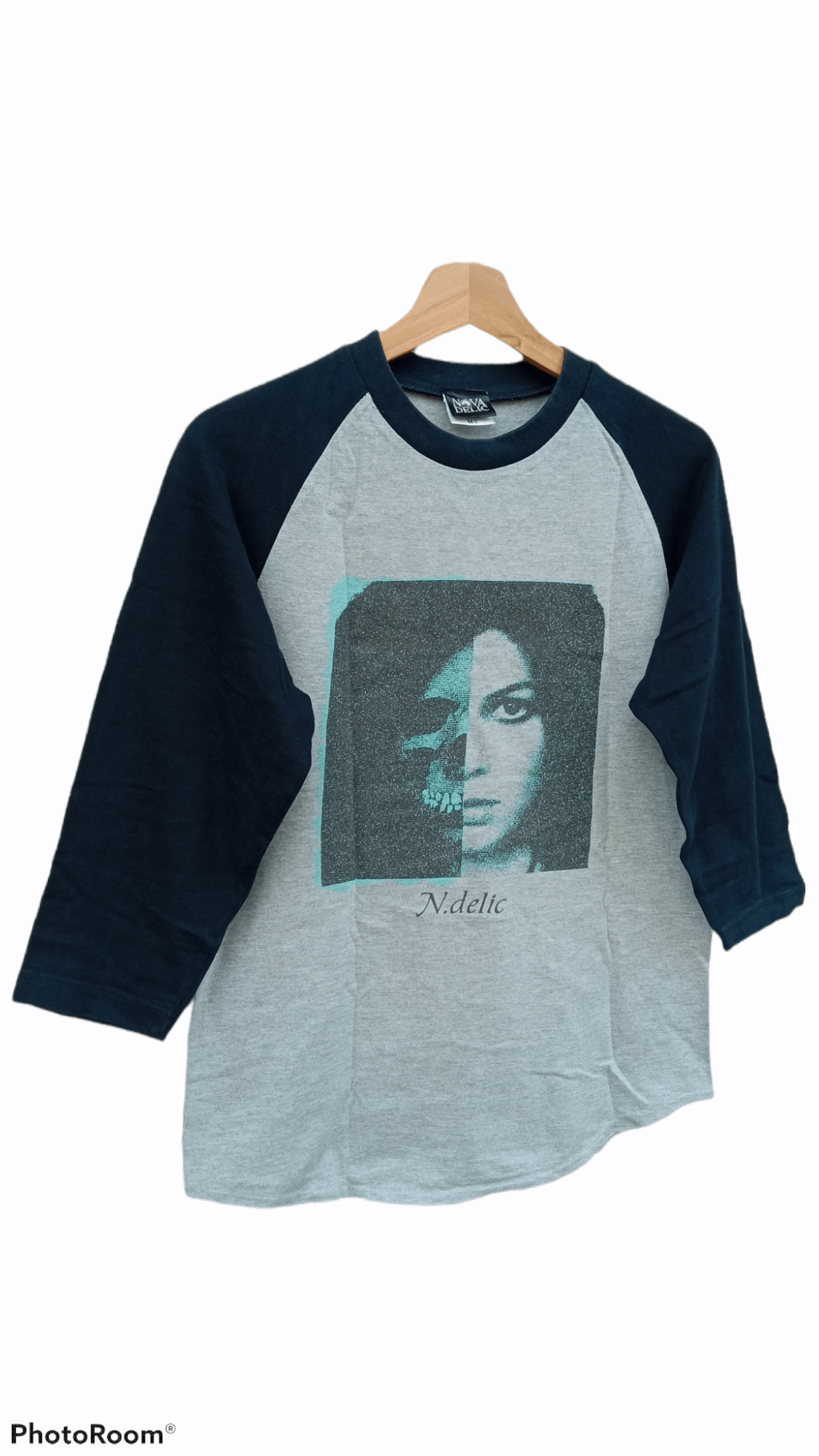 Band Tees × Japanese Brand 🔥🔥Novadelic Another Character 3Q Raglan T-Shirt Size US S / EU 44-46 / 1 - 2 Thumbnail