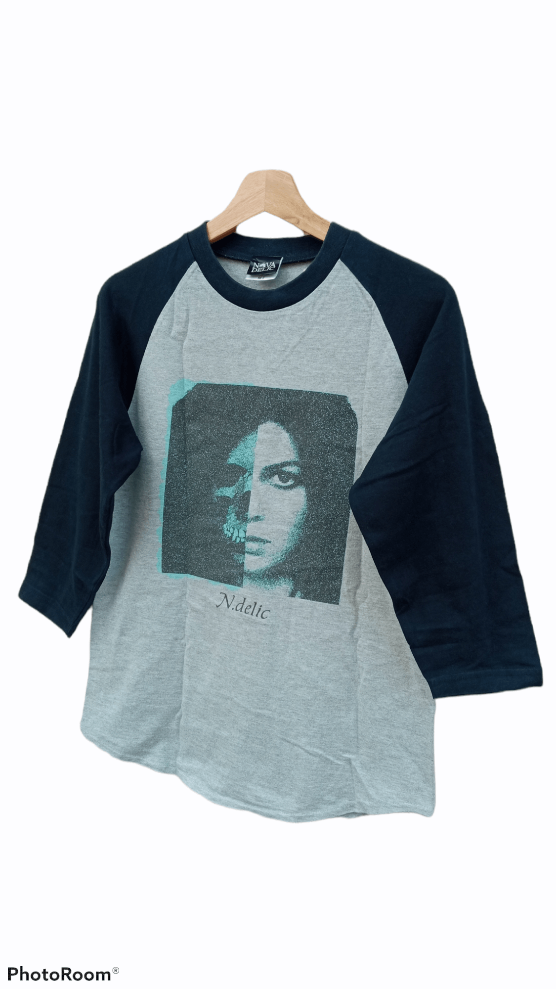 Band Tees × Japanese Brand 🔥🔥Novadelic Another Character 3Q Raglan T-Shirt Size US S / EU 44-46 / 1 - 3 Thumbnail