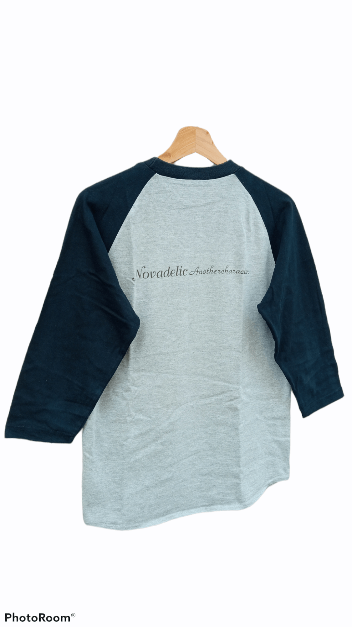 Band Tees × Japanese Brand 🔥🔥Novadelic Another Character 3Q Raglan T-Shirt Size US S / EU 44-46 / 1 - 17 Thumbnail
