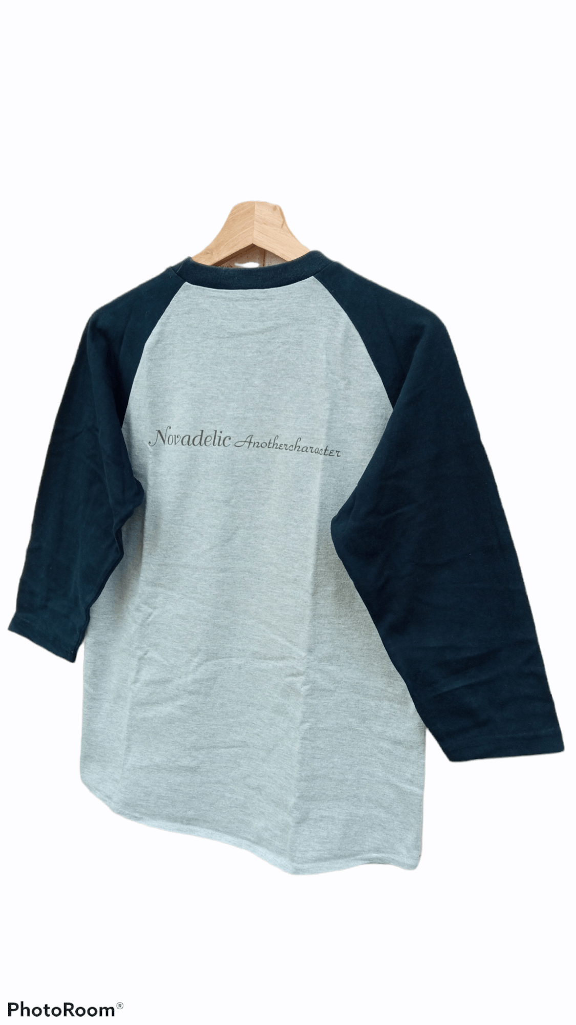 Band Tees × Japanese Brand 🔥🔥Novadelic Another Character 3Q Raglan T-Shirt Size US S / EU 44-46 / 1 - 18 Thumbnail