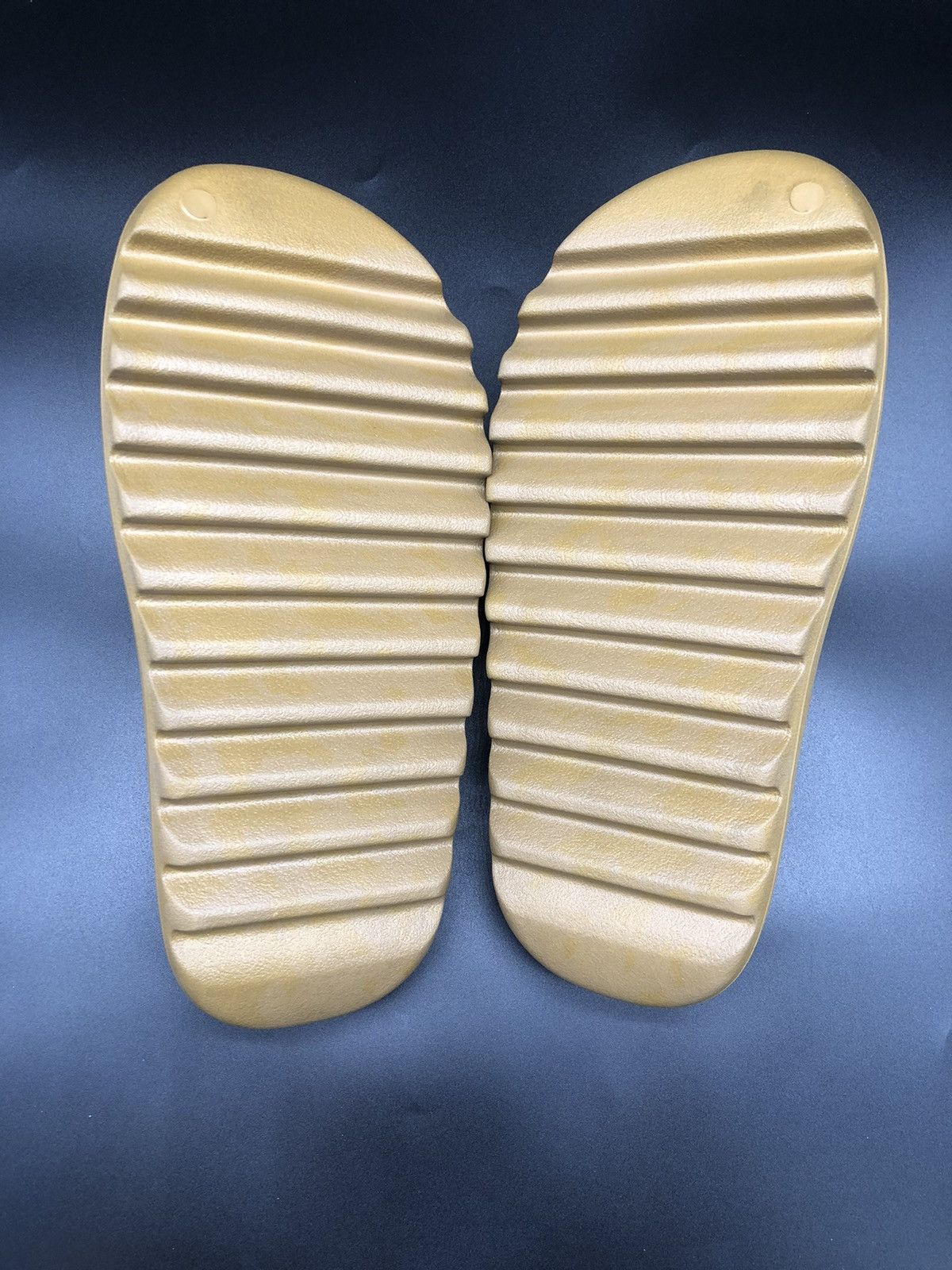 Adidas × Kanye West Yeezy Slide Ochre Size US 10 / EU 43 - 4 Thumbnail