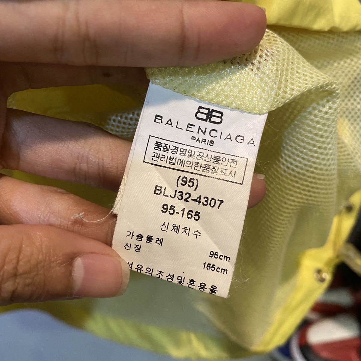 Balenciaga Balenciaga Paris Basic Luxury Yellow Light Jackets Size US M / EU 48-50 / 2 - 9 Thumbnail