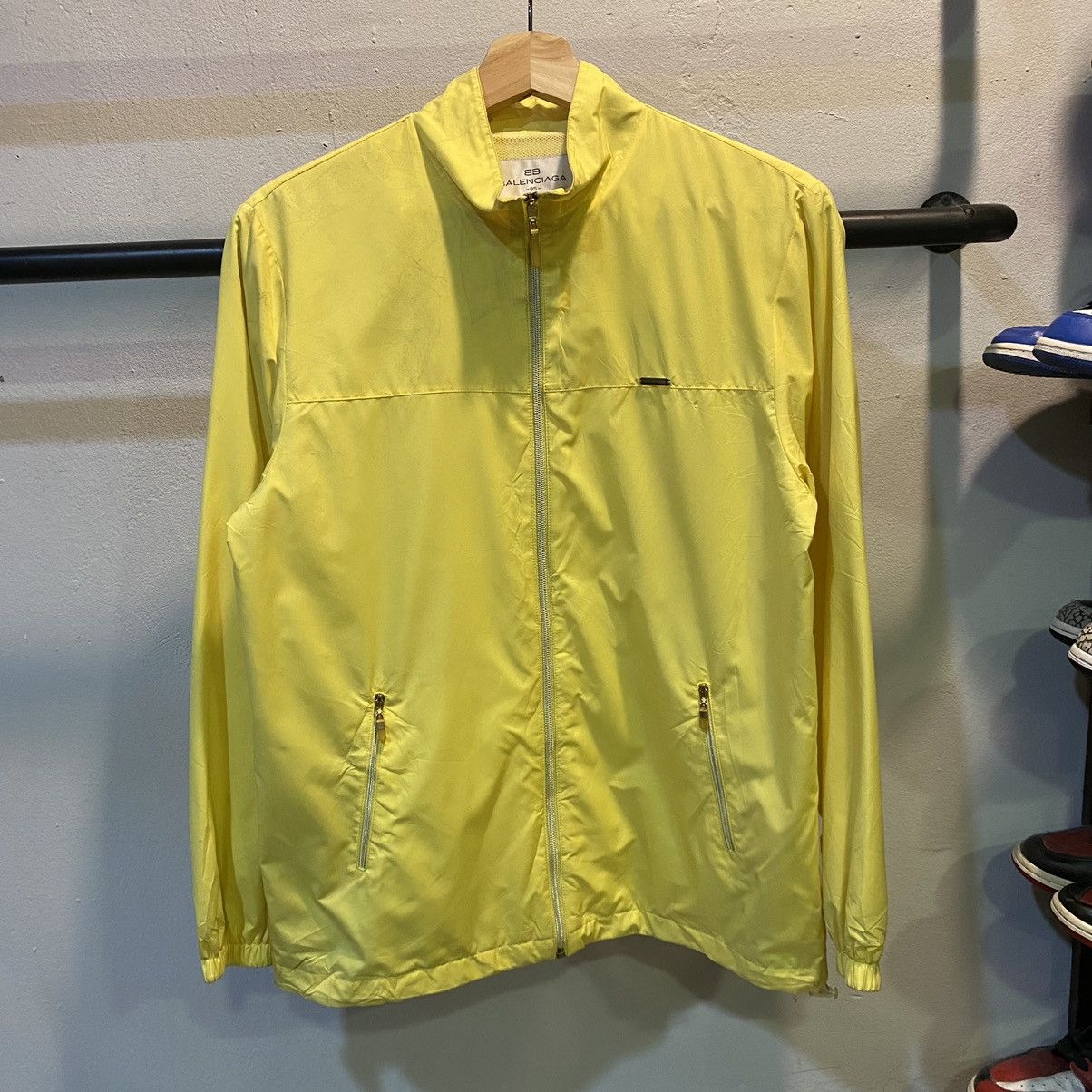 Balenciaga Balenciaga Paris Basic Luxury Yellow Light Jackets Size US M / EU 48-50 / 2 - 1 Thumbnail