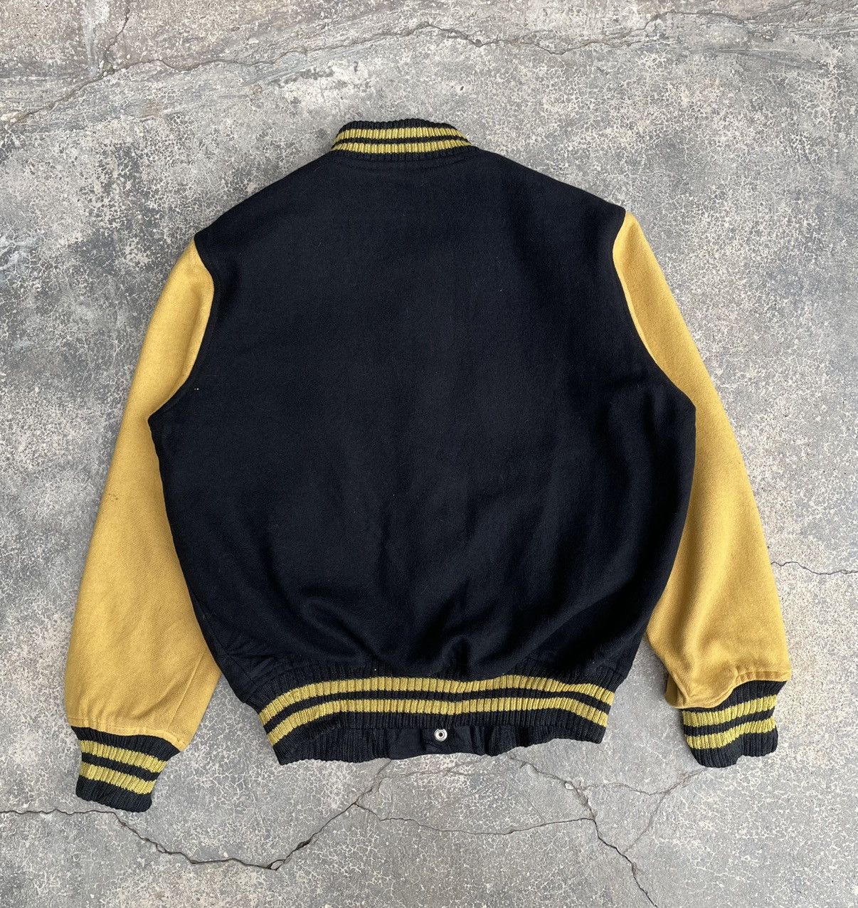 Japanese Brand VINTAGE BASIE BROTHERS STADIUM JUMPER Size US M / EU 48-50 / 2 - 3 Thumbnail