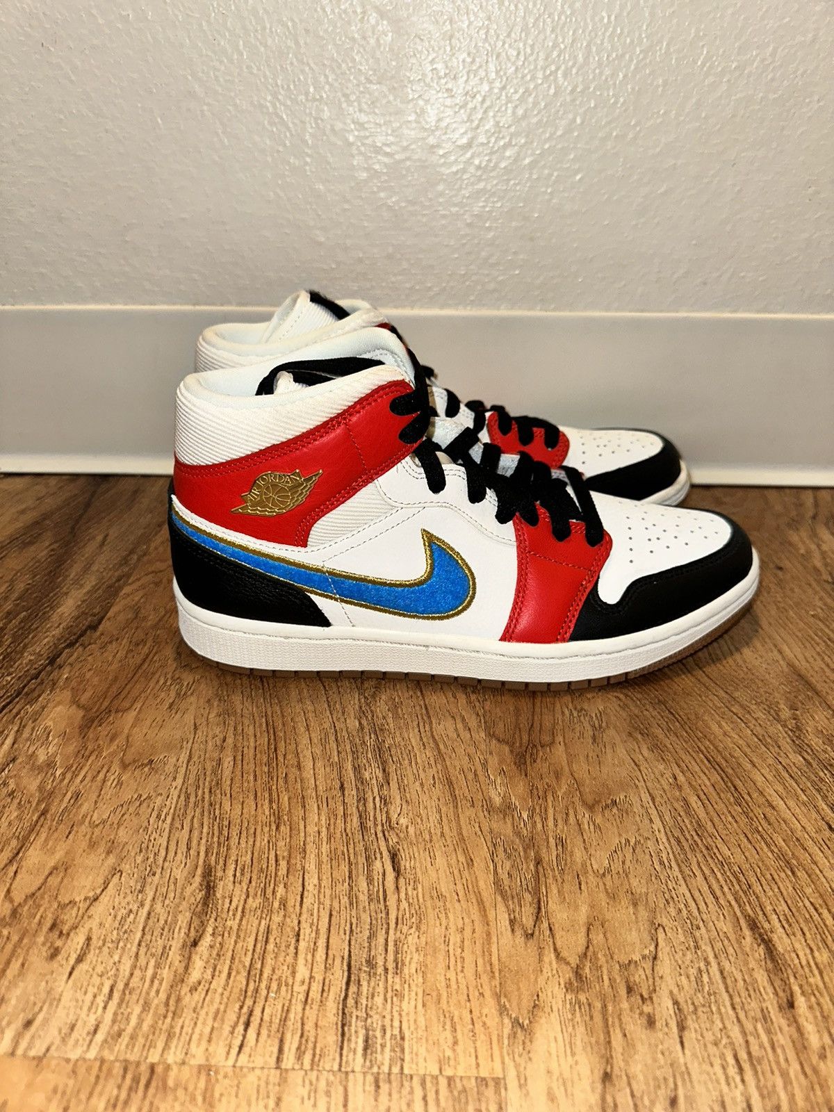 Jordan 1 Mid Let(Her)Man (Women's)