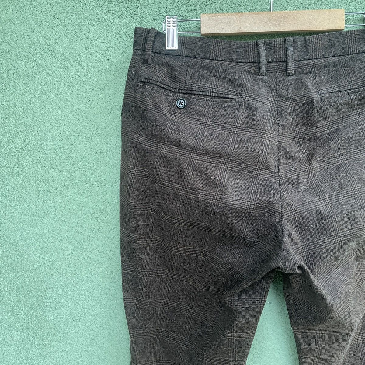 Japanese Brand Vintage TAKEO KIKUCHI Checkred Casual Pants Size US 32 / EU 48 - 10 Thumbnail