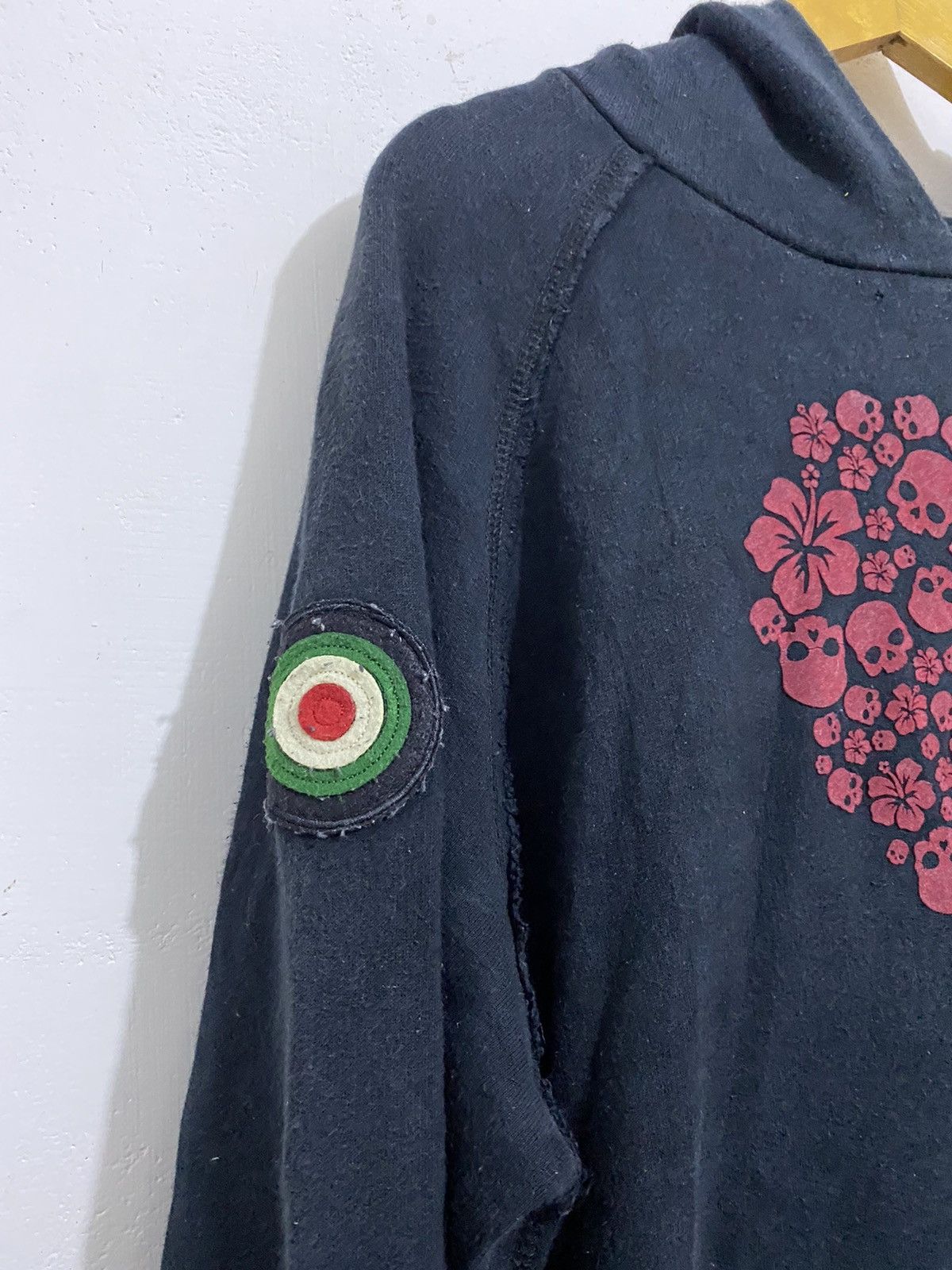 HYDROGEN 💸ACC OFFER💸Hydrogen Skull & Flower Hoodie Size US L / EU 52-54 / 3 - 4 Thumbnail