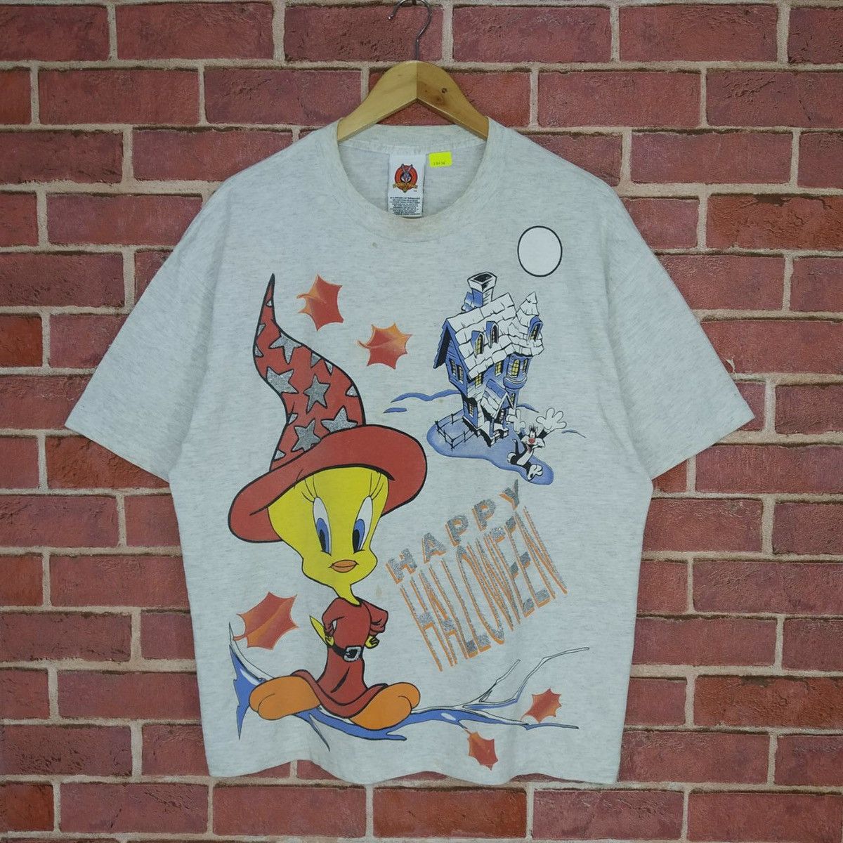Anime Vintage Tweety Animated Cartoon Looney Tunes Warner Bros Size US XL / EU 56 / 4 - 1 Thumbnail