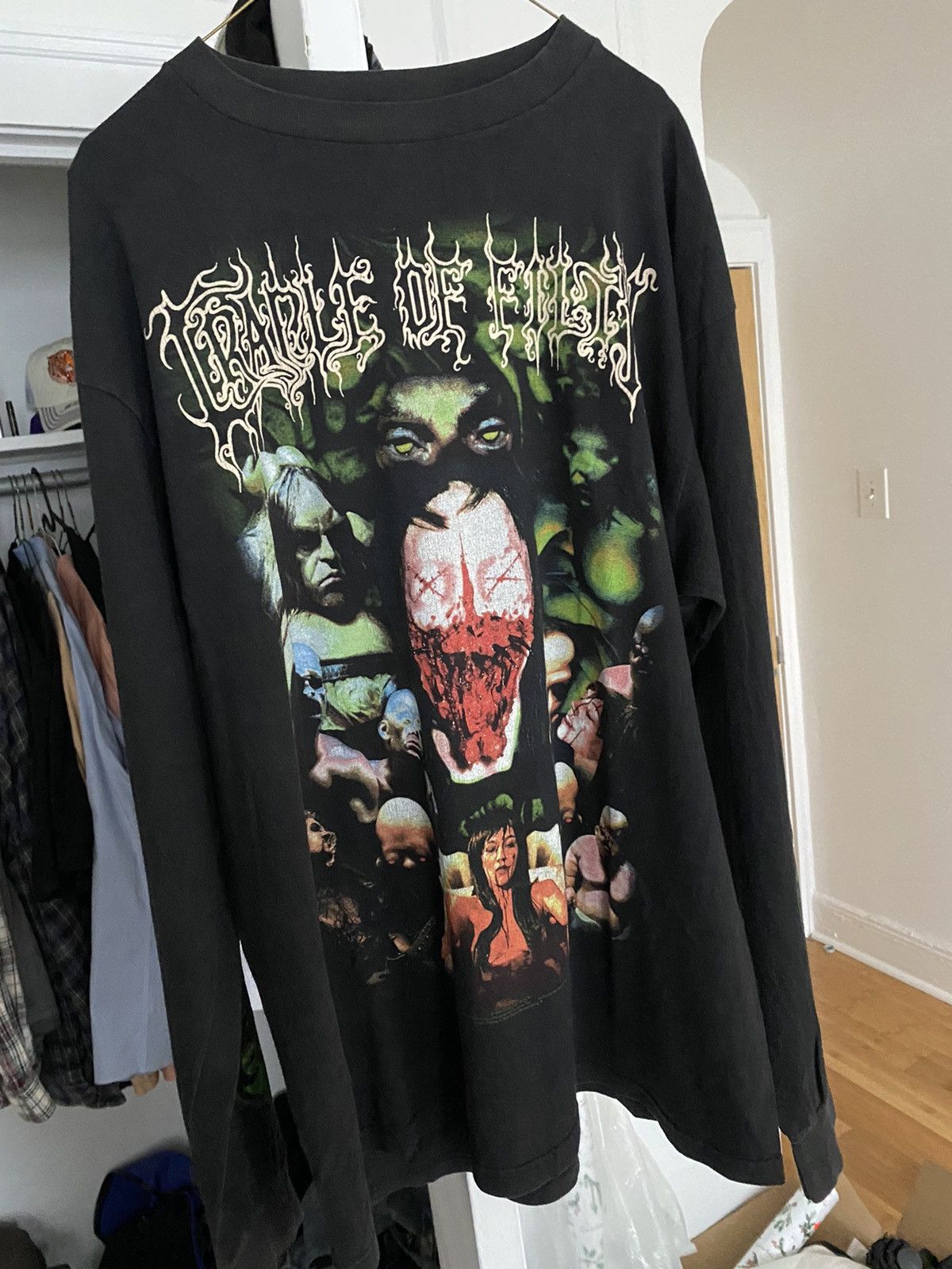 image of Hype x Rock T Shirt Vintage 1999 Cradle Of Filth Canvas For A Lick Tee XL in Black, Men's