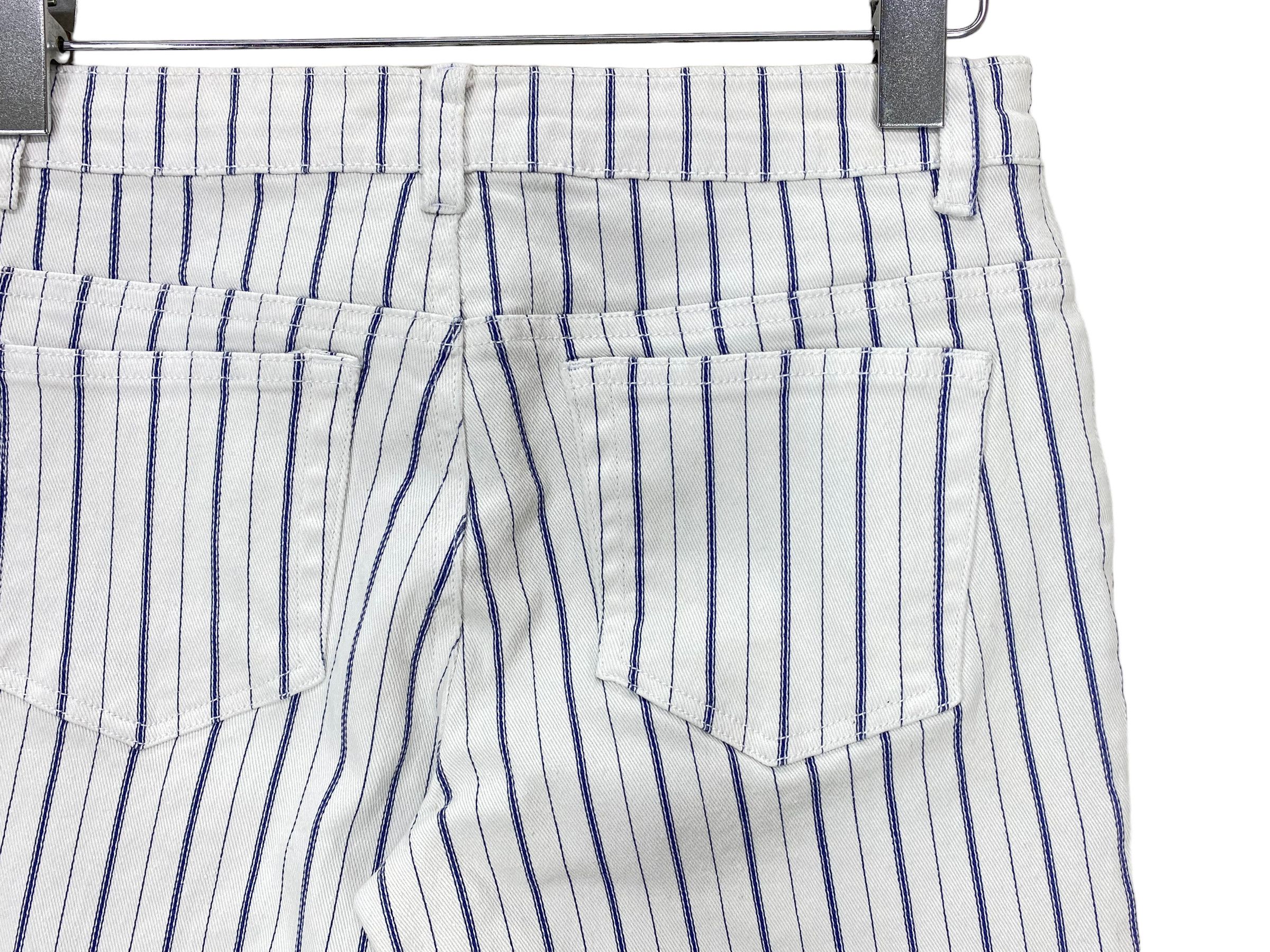 Japanese Brand Haphazard StripedBootcut Jeans JapaneseBrand DistressedDenim Size 27" / US 4 / IT 40 - 11 Thumbnail