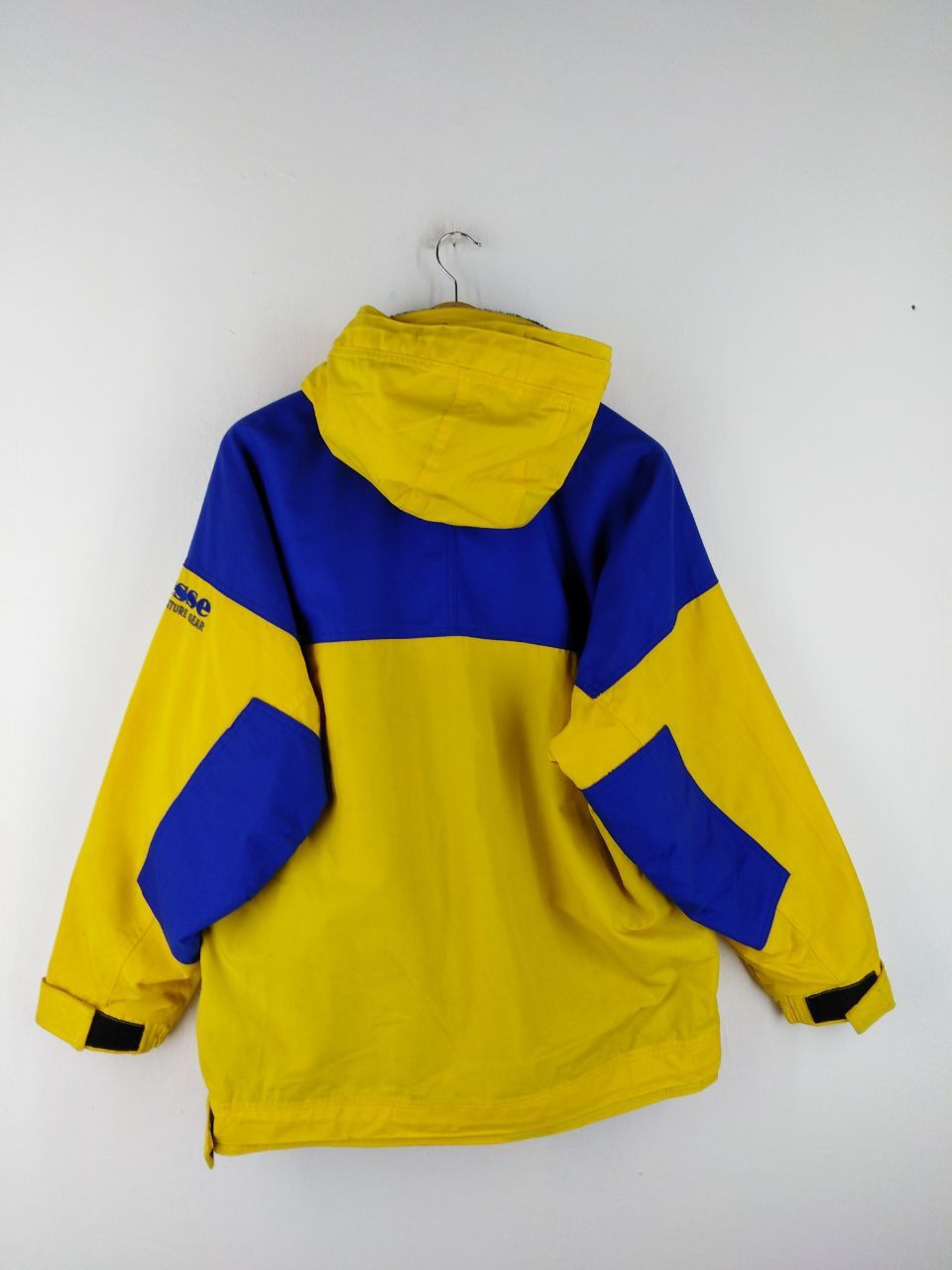 Ellesse MULTI ADVENTURE GEAR ELLESSE YELLOW/BLUE JACKET FITS M Size US S / EU 44-46 / 1 - 5 Thumbnail